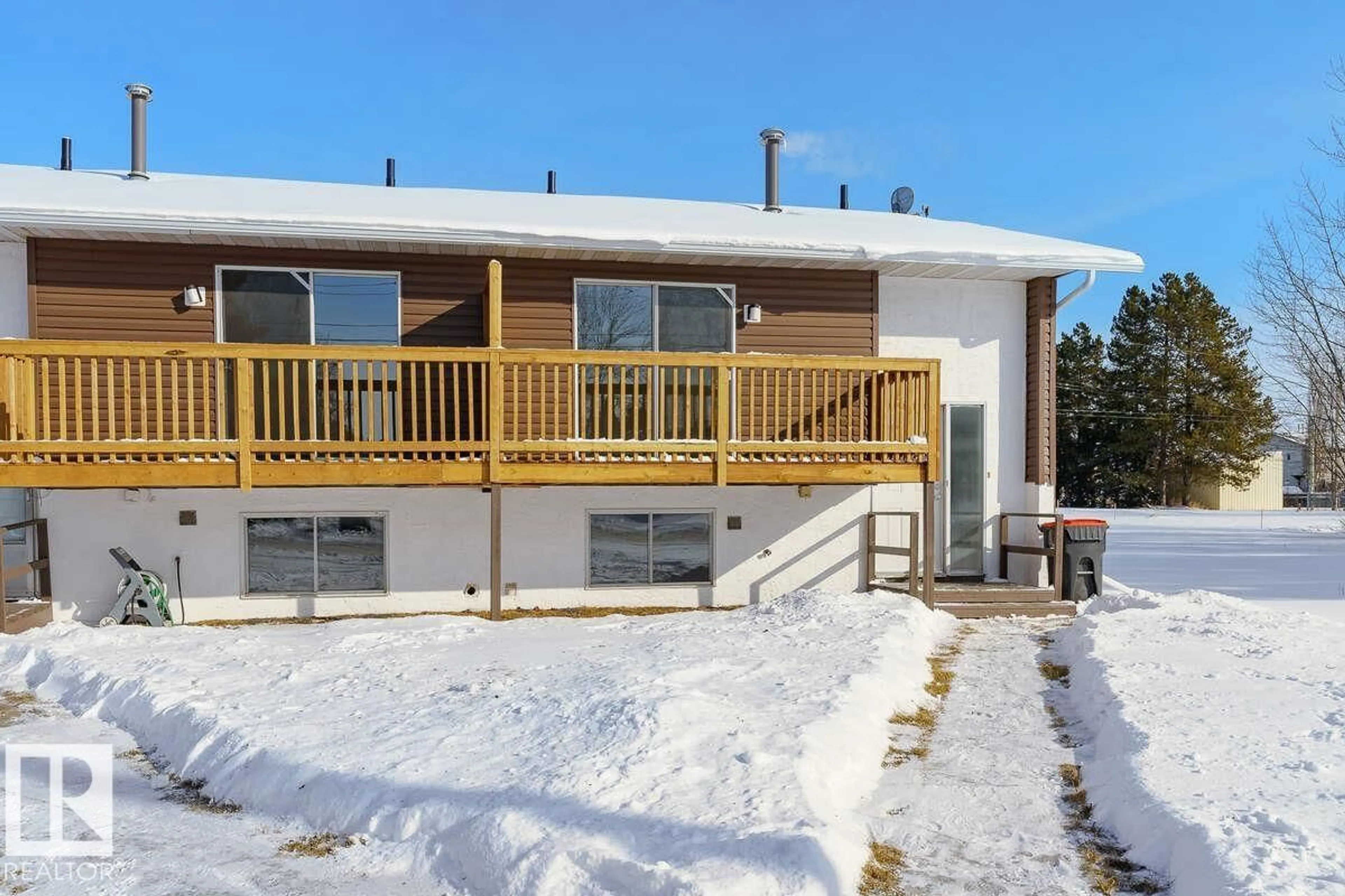 Patio, unknown for 5319 52 ST, Thorsby Alberta T0C2P0