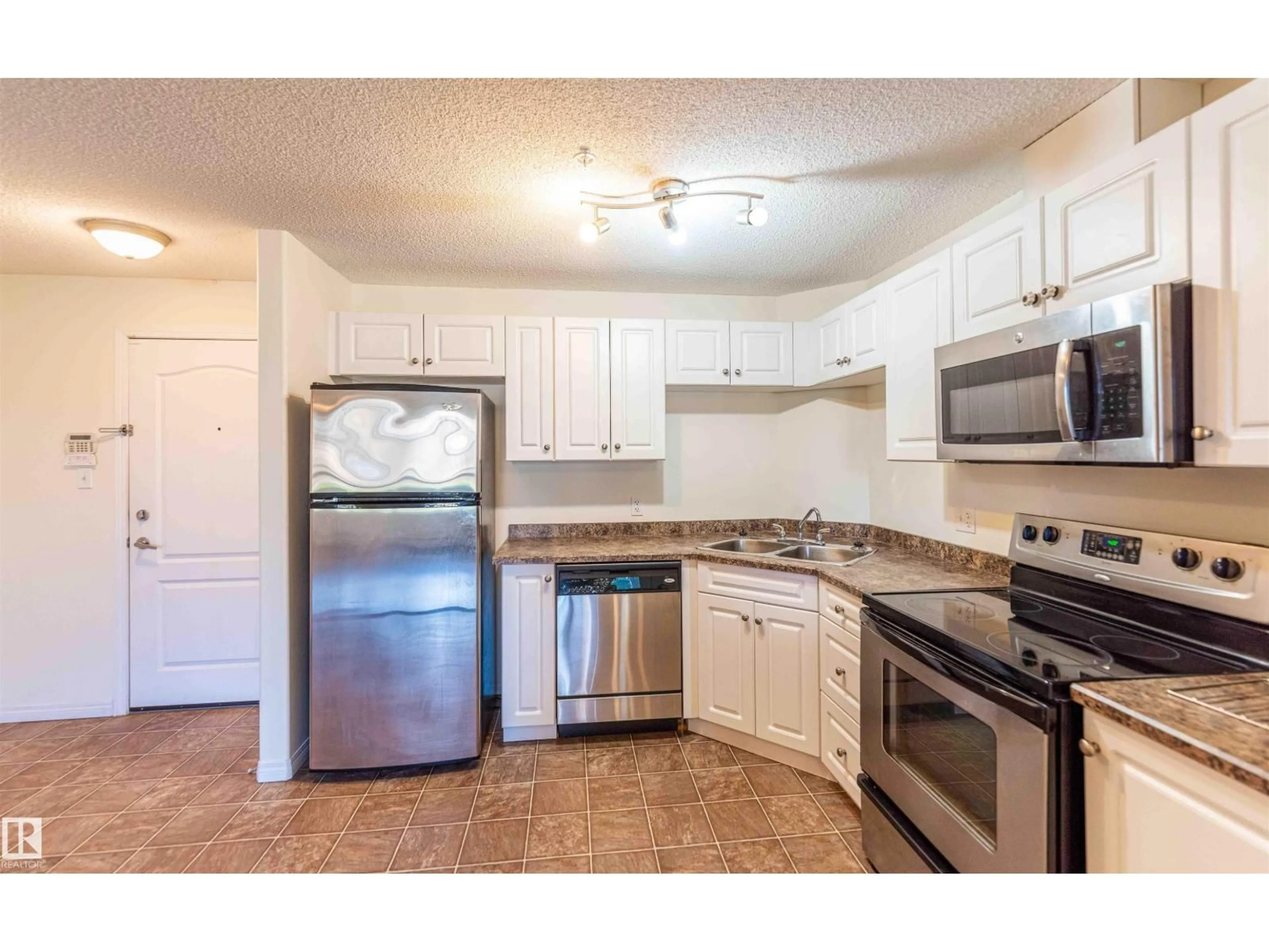 Standard kitchen, unknown for 7339 - 1111 SOUTH TERWILLEGAR DR, Edmonton Alberta T6R0L9