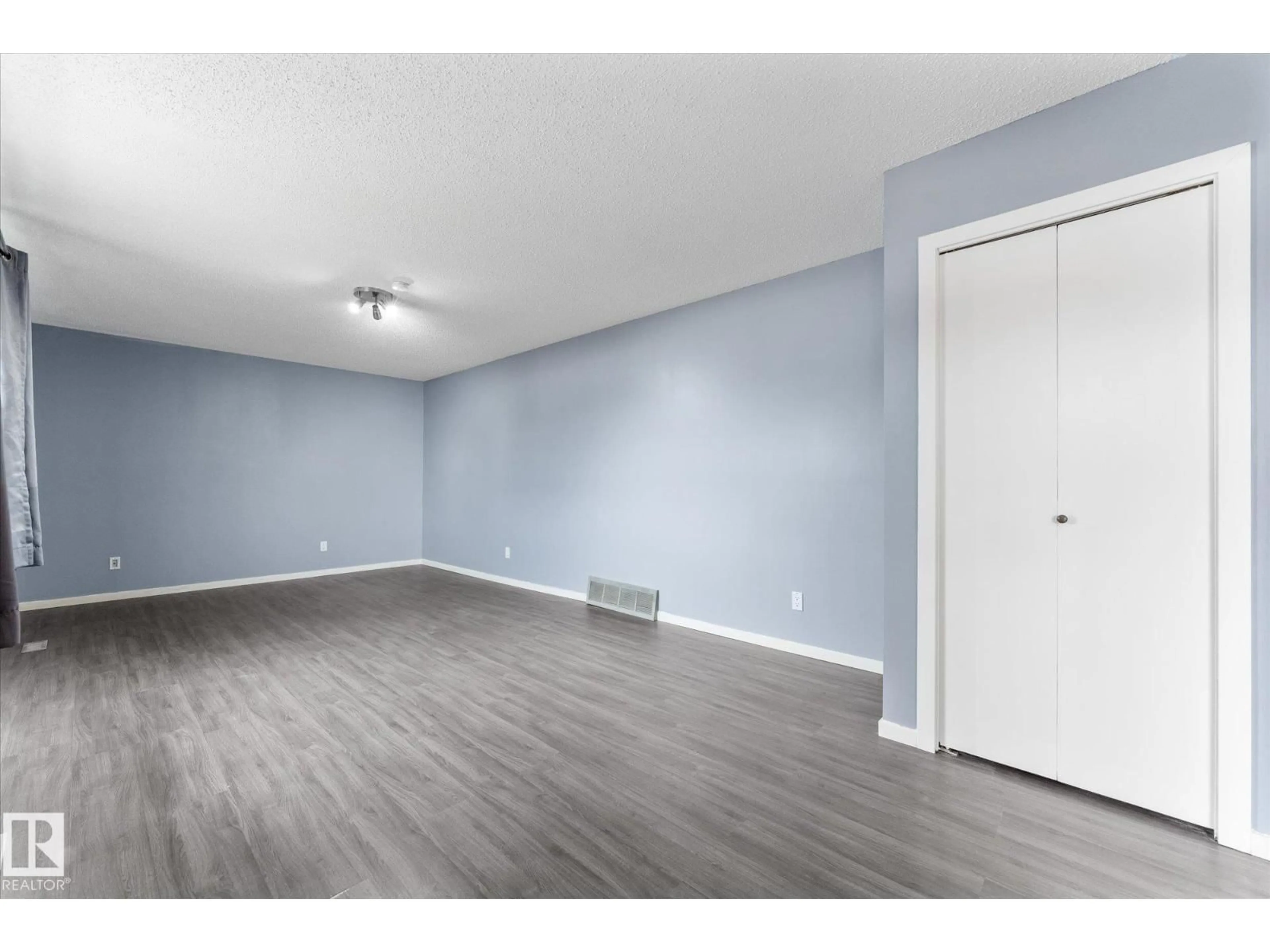 A pic of a room for 4520 54 AV, Leduc Alberta T9E5W1