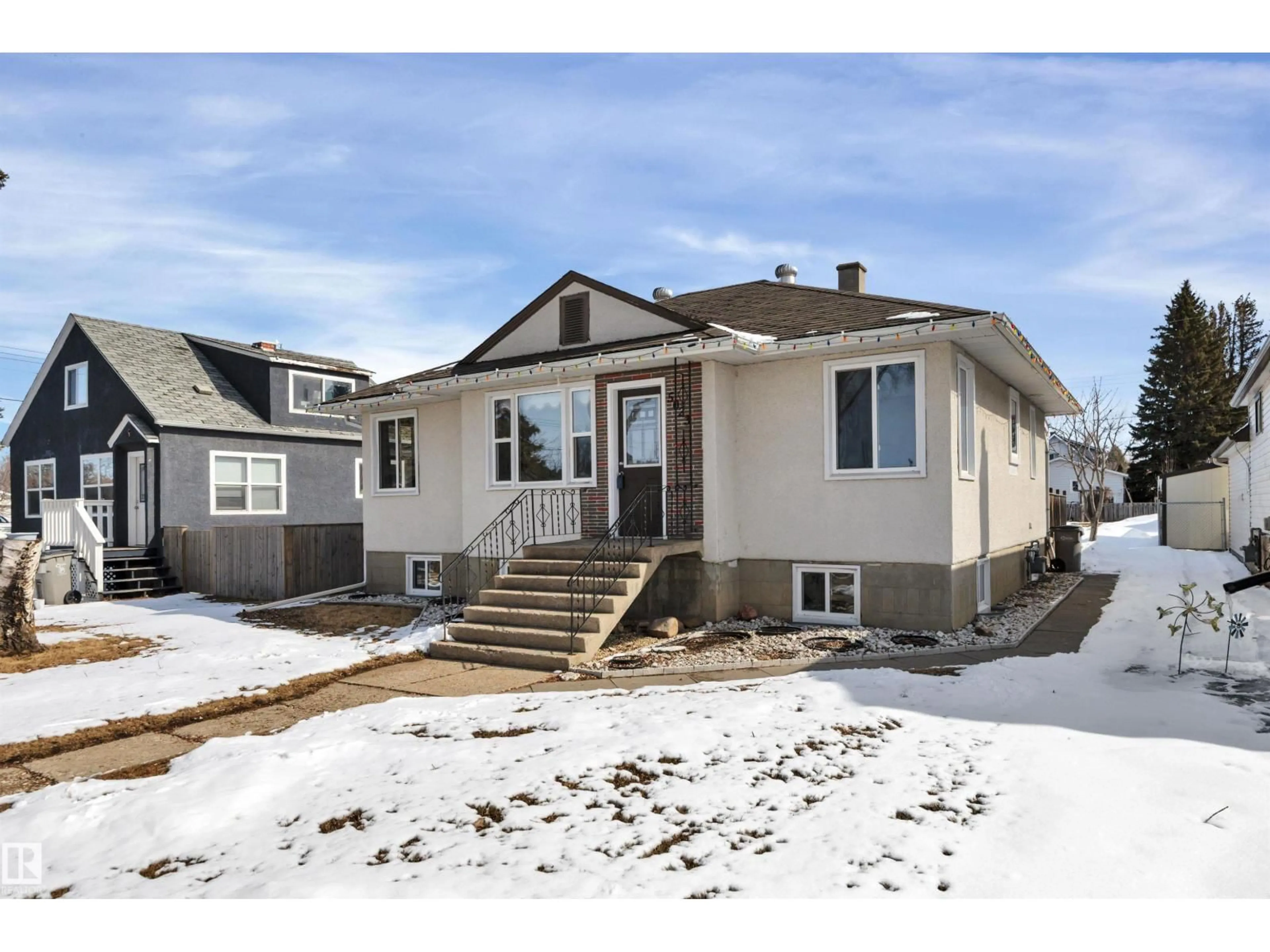 Home with vinyl exterior material, street for 5023 49 ST, Calmar Alberta T0C0V0