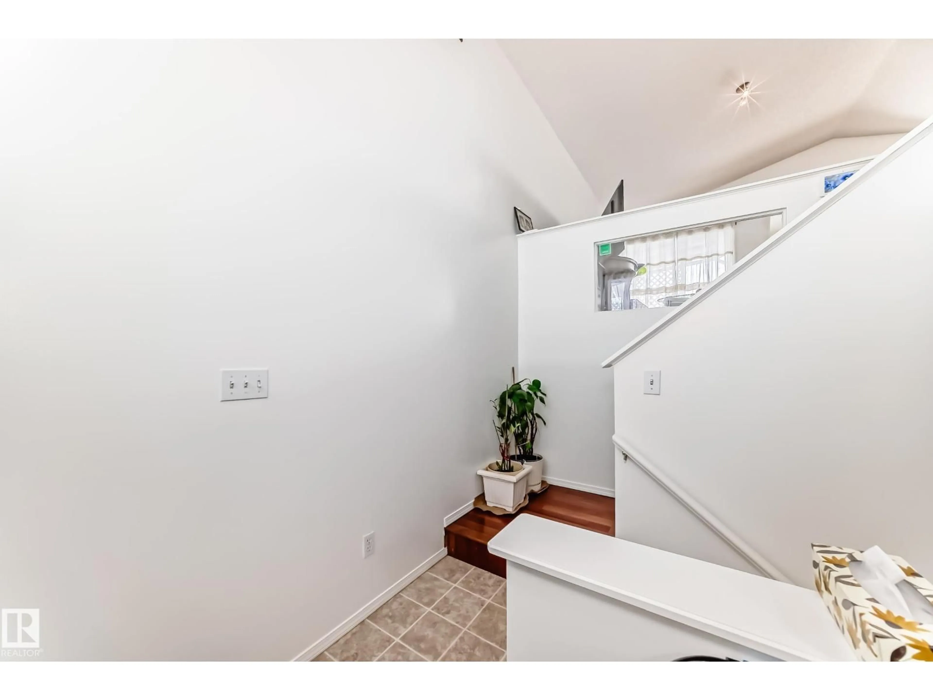 Unknown for NW - 15112 139 ST, Edmonton Alberta T6V1T7