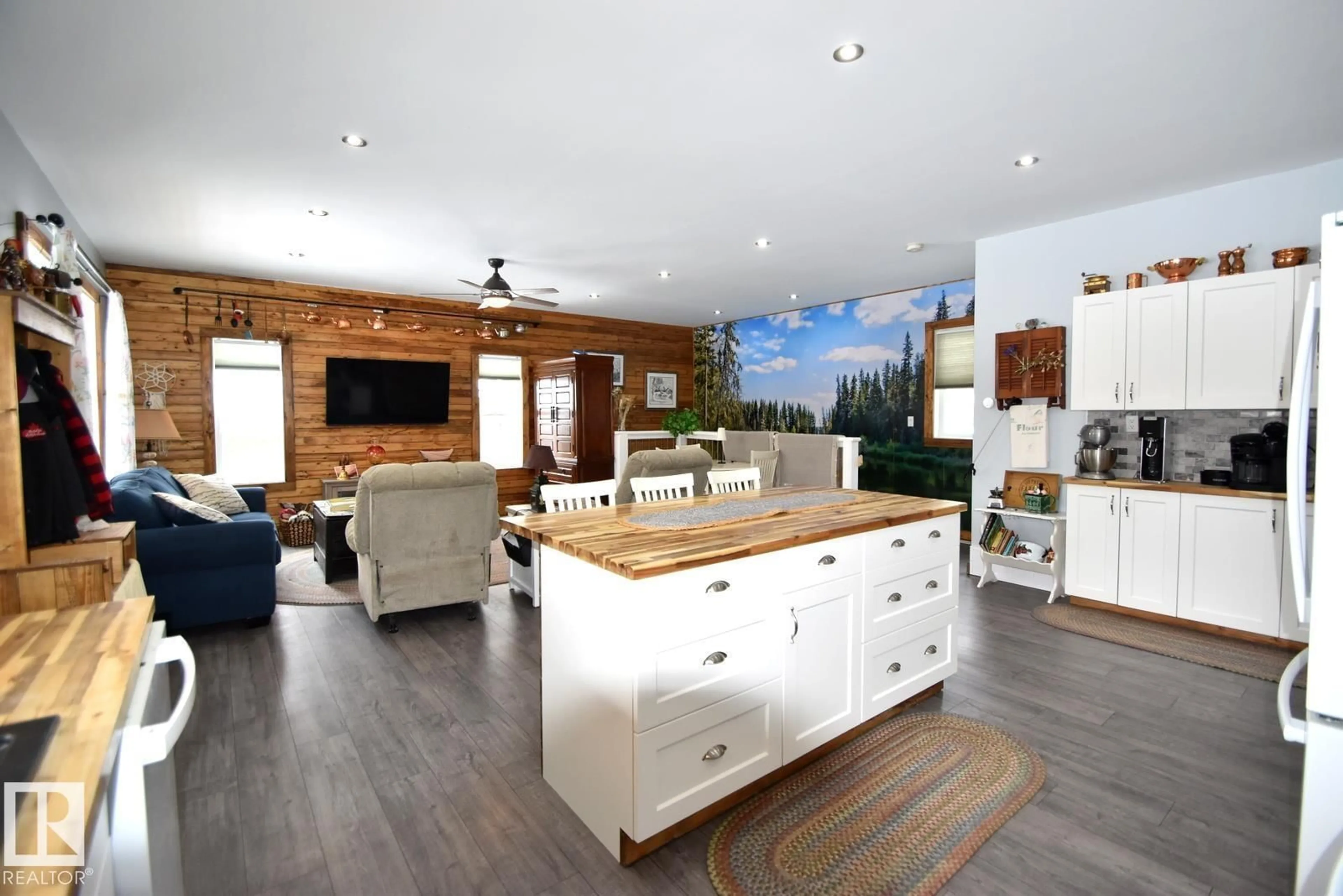 Open concept kitchen, wood/laminate floor for 309 DEBBIE DR, Rural Athabasca County Alberta T0A0M0