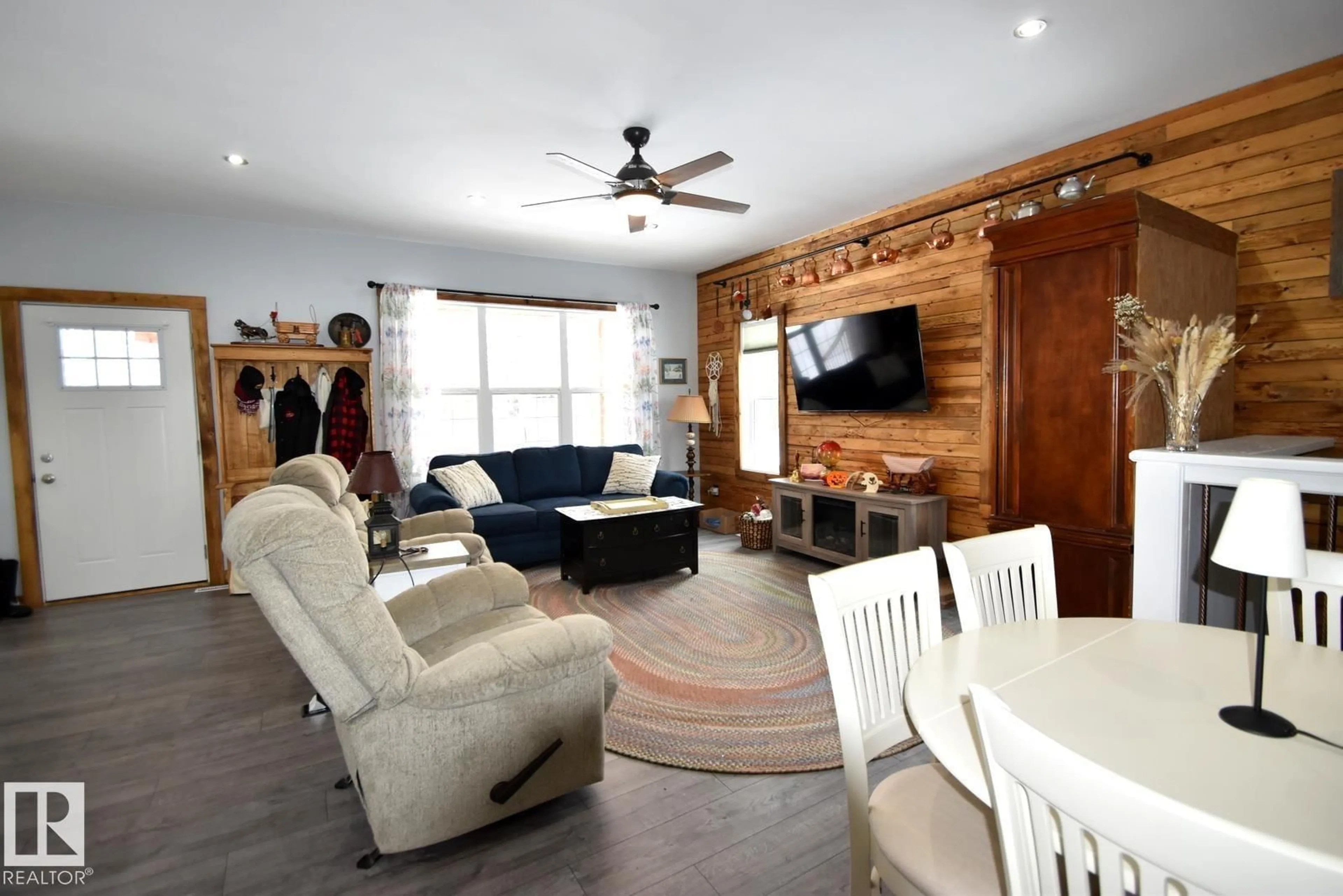 Living room with furniture, wood/laminate floor for 309 DEBBIE DR, Rural Athabasca County Alberta T0A0M0