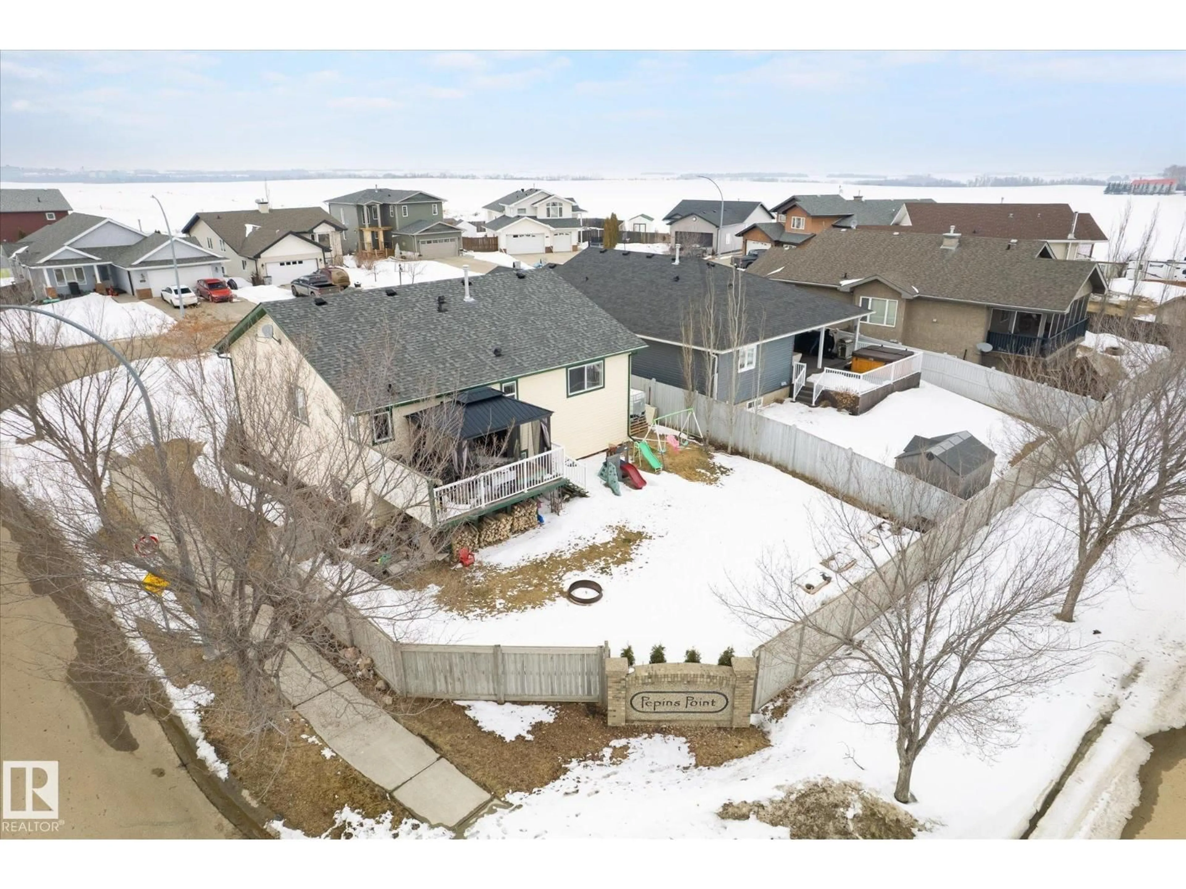A pic from outside/outdoor area/front of a property/back of a property/a pic from drone, street for 5403 50A ST, Legal Alberta T0G1L0