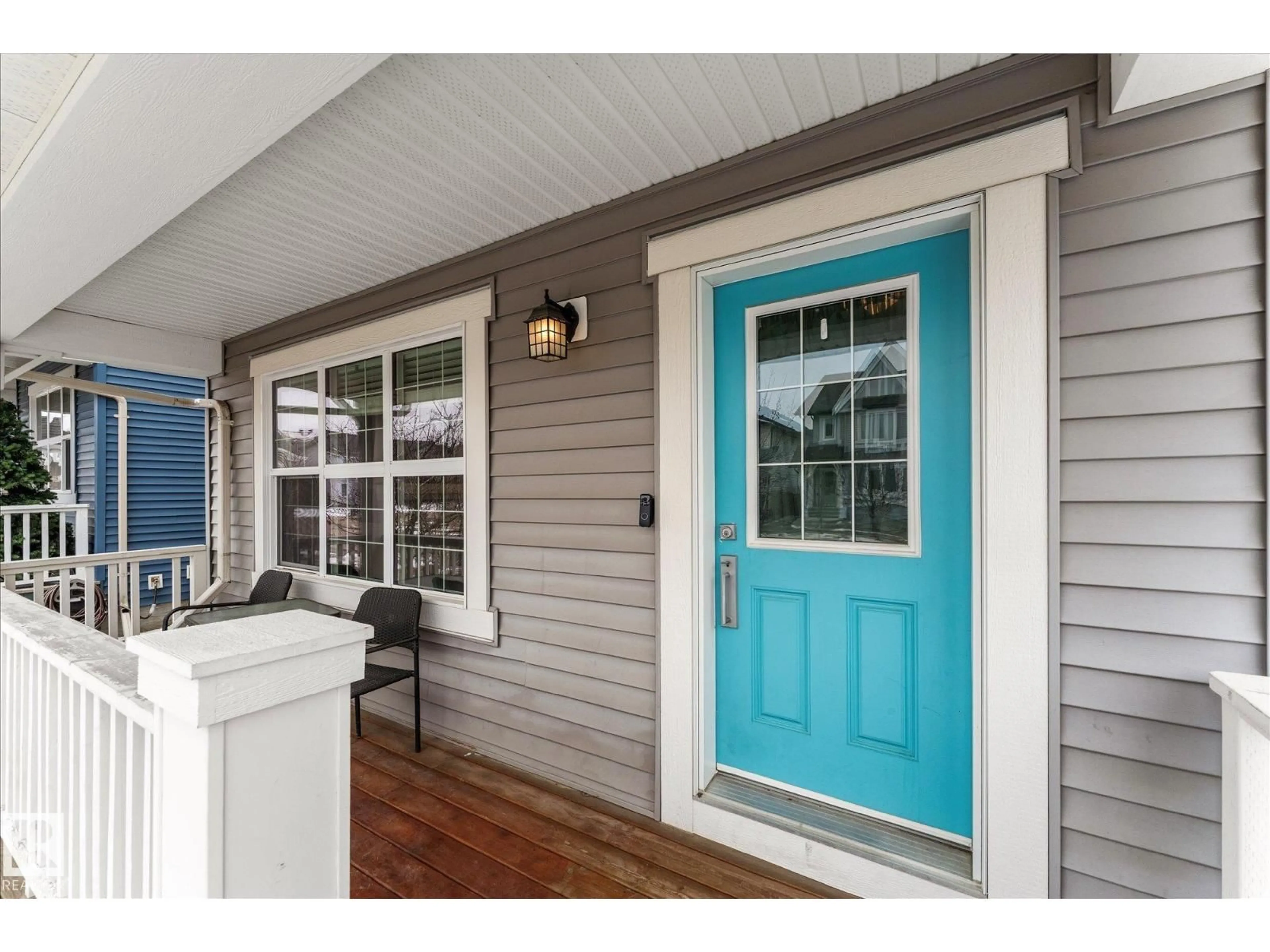 Indoor entryway for 4126 6A ST, Edmonton Alberta T6T0T6