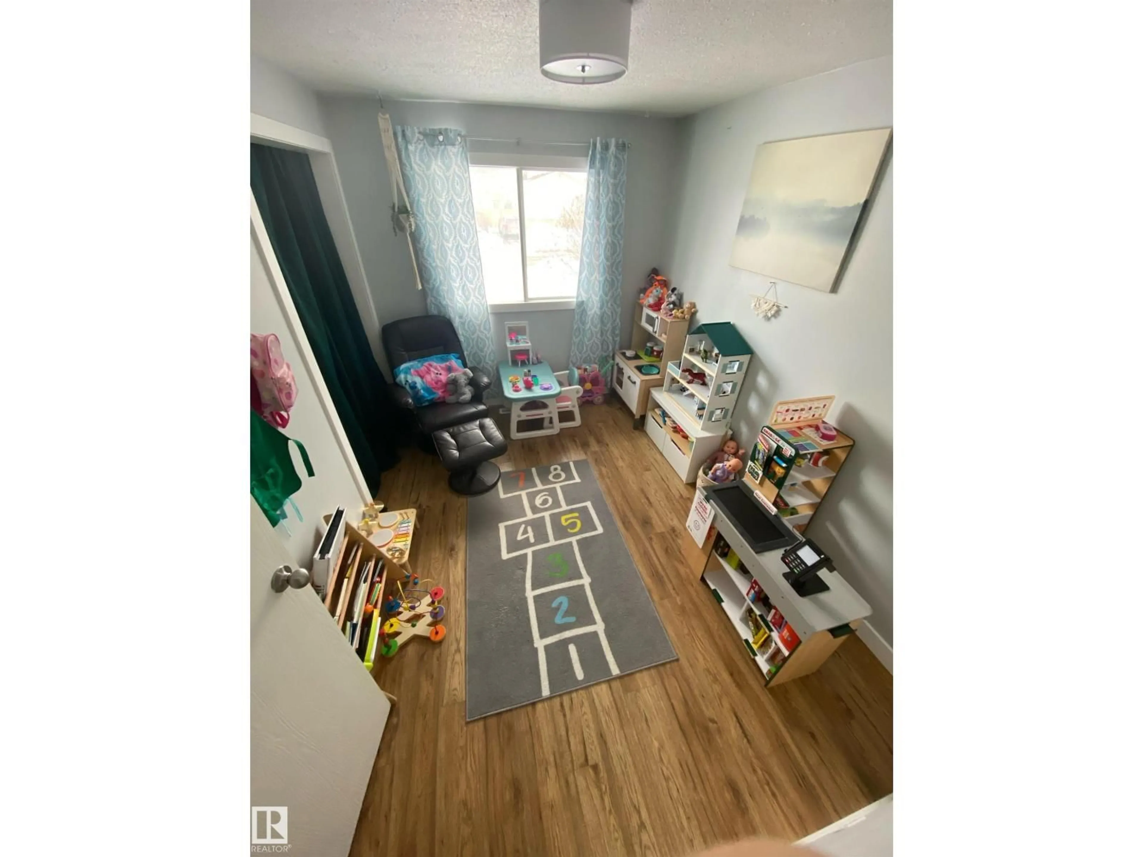 A pic of a room for 5030 40 ST, Cold Lake Alberta T9M2A7