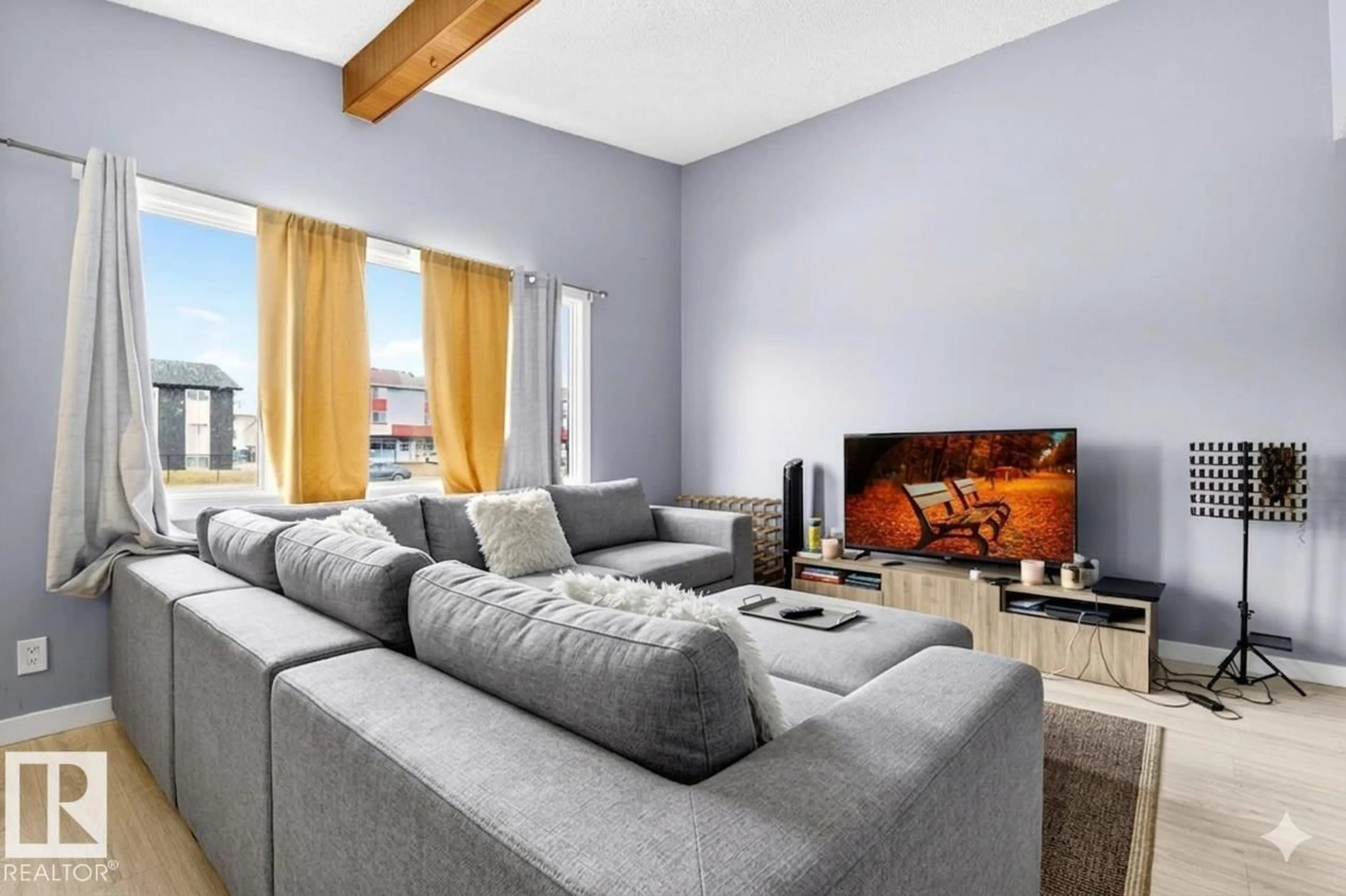 Living room with furniture, unknown for NW - 13111 82 ST, Edmonton Alberta T5E2T4