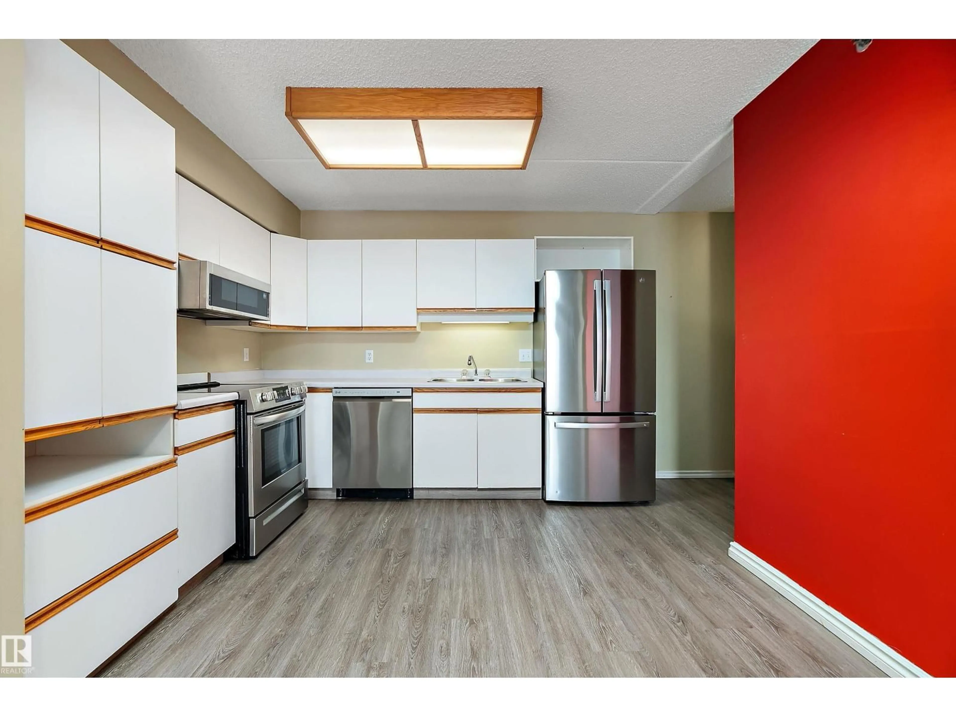 Unknown for 201 - 4906 47 AV, Leduc Alberta T9E6R7