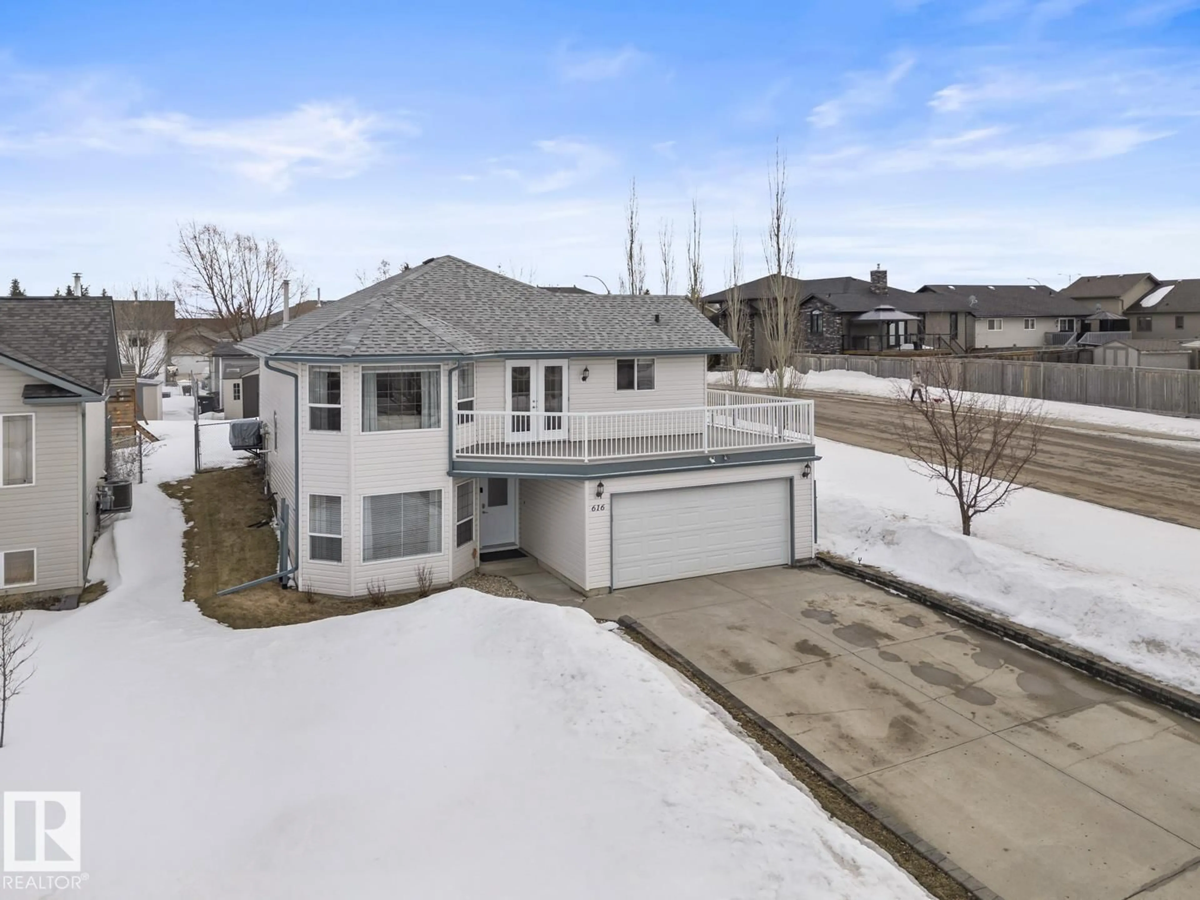 A pic from outside/outdoor area/front of a property/back of a property/a pic from drone, street for 616 20 ST, Cold Lake Alberta T9M2B7