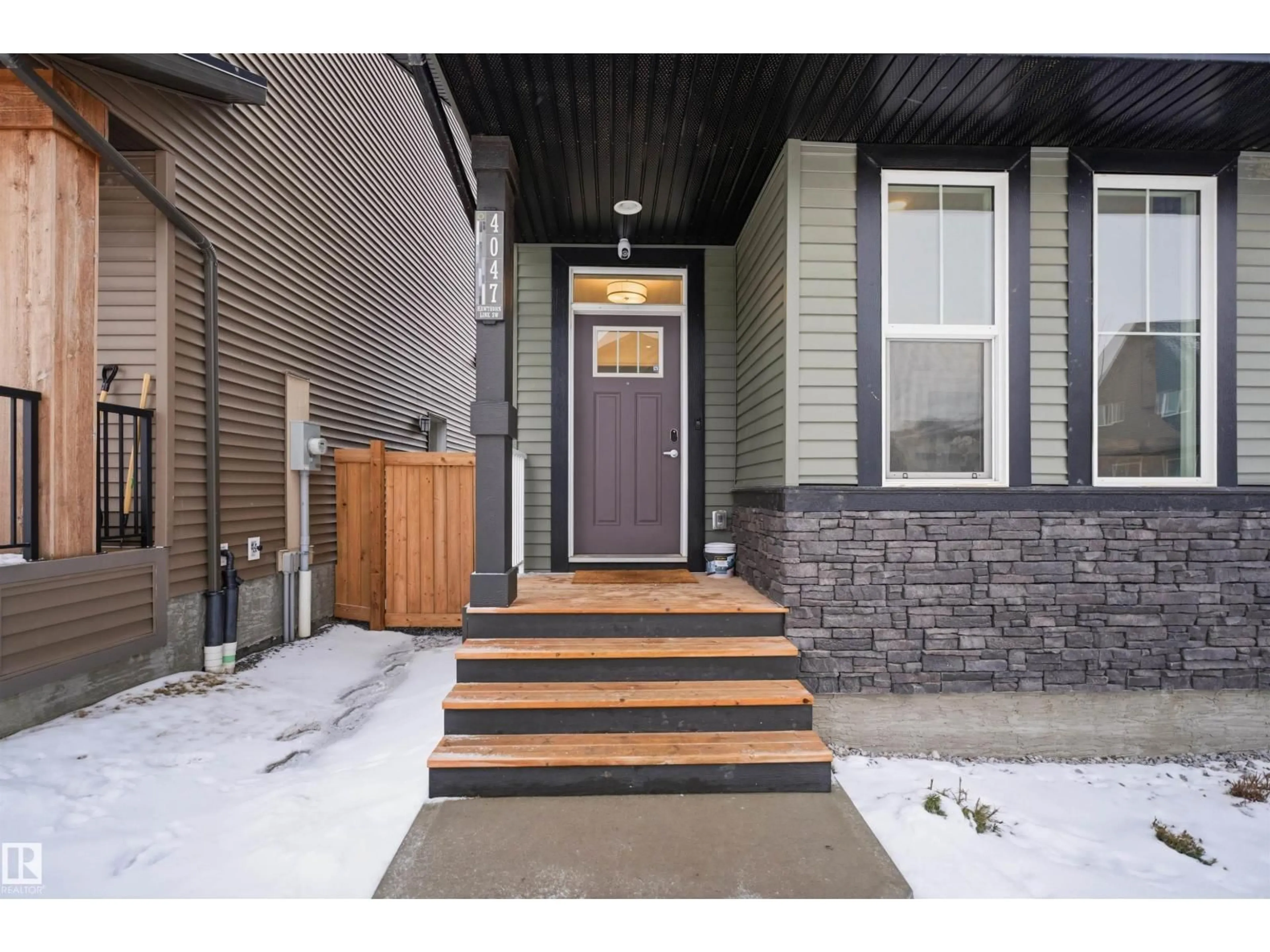 Indoor entryway for LI SW - 4047 HAWTHORN LINK, Edmonton Alberta T6X2Y8