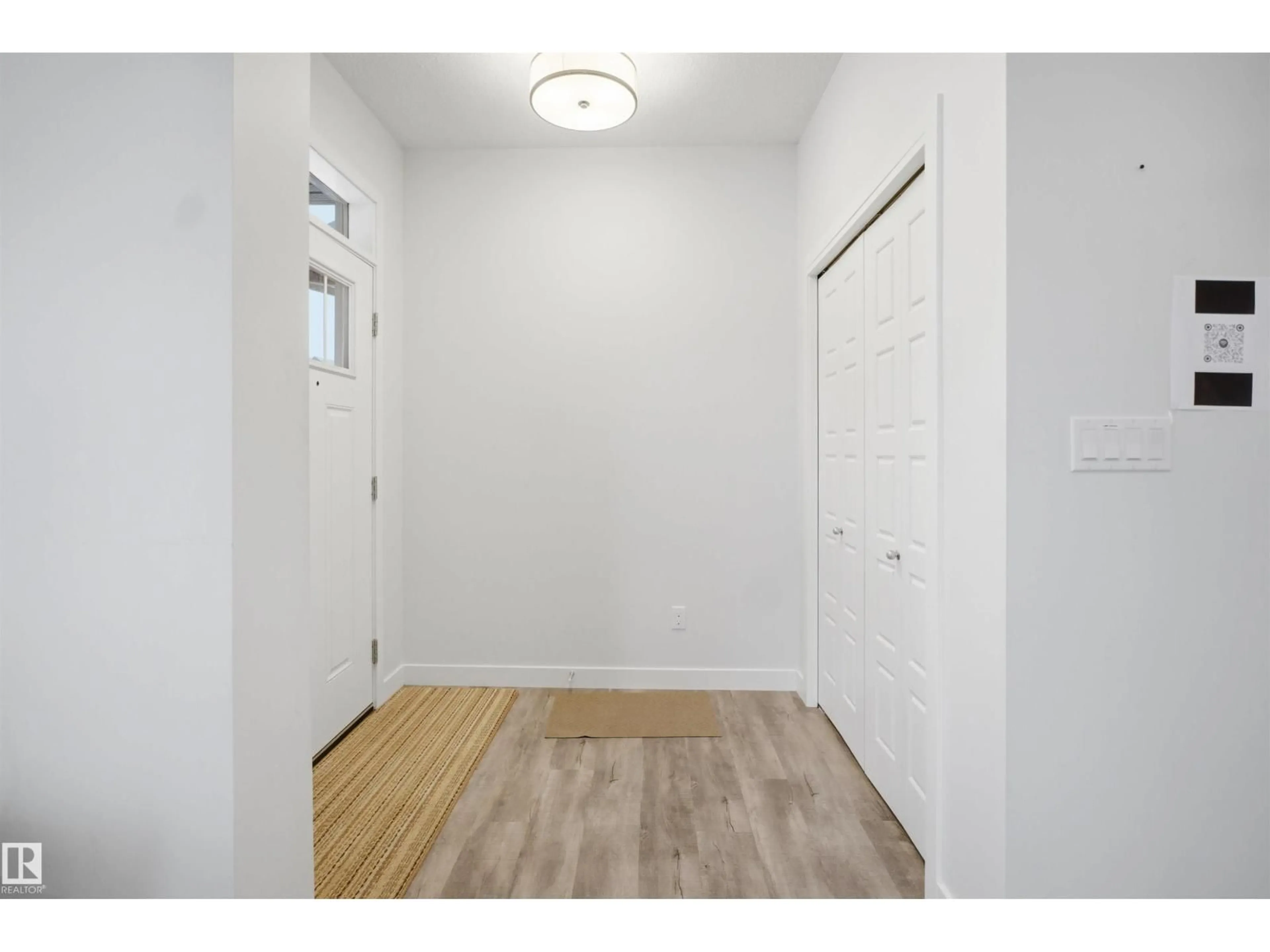 Indoor entryway for LI SW - 4047 HAWTHORN LINK, Edmonton Alberta T6X2Y8