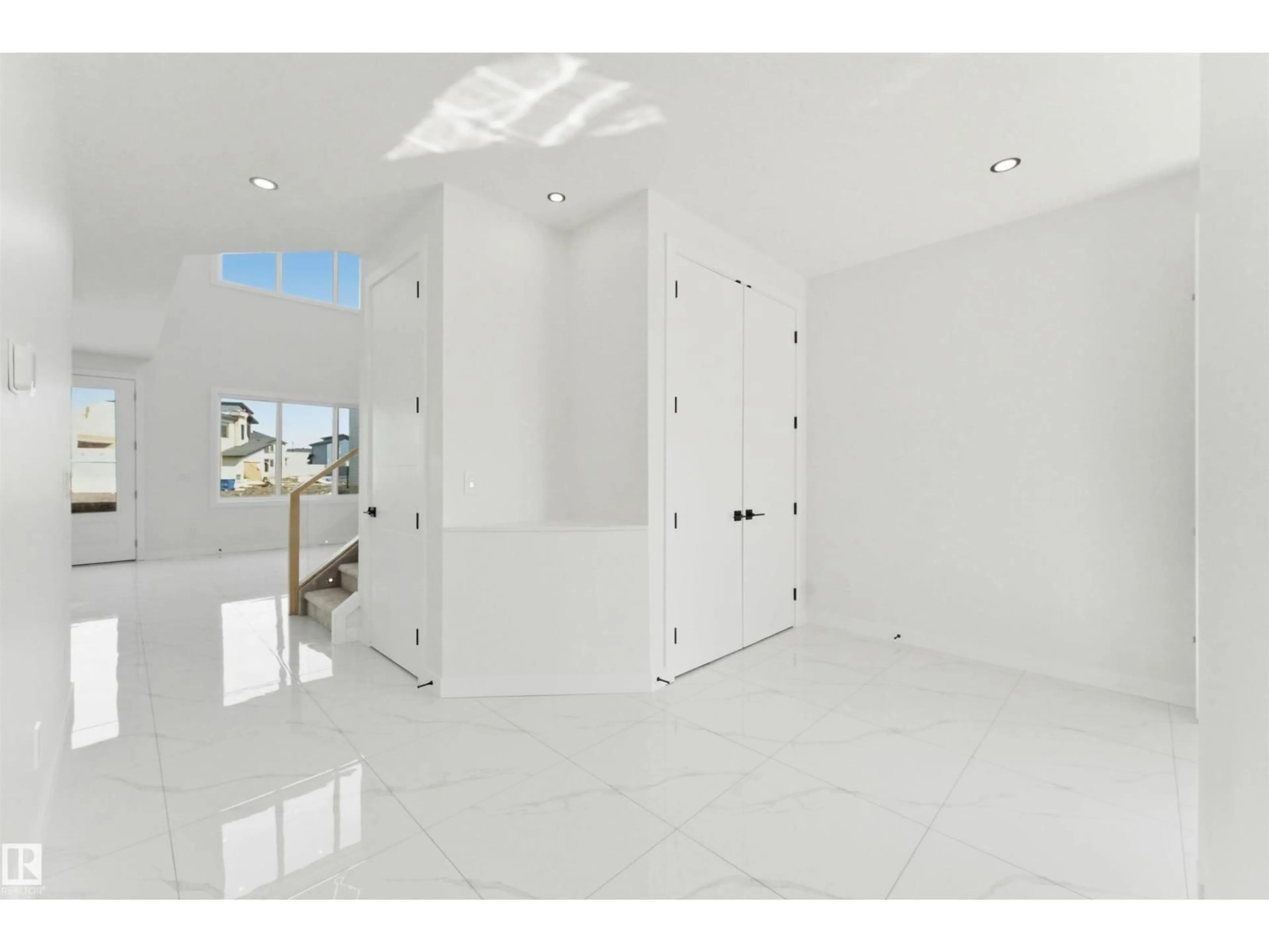 Indoor foyer for 5913 17 STREET, Rural Leduc County Alberta T4X3C6