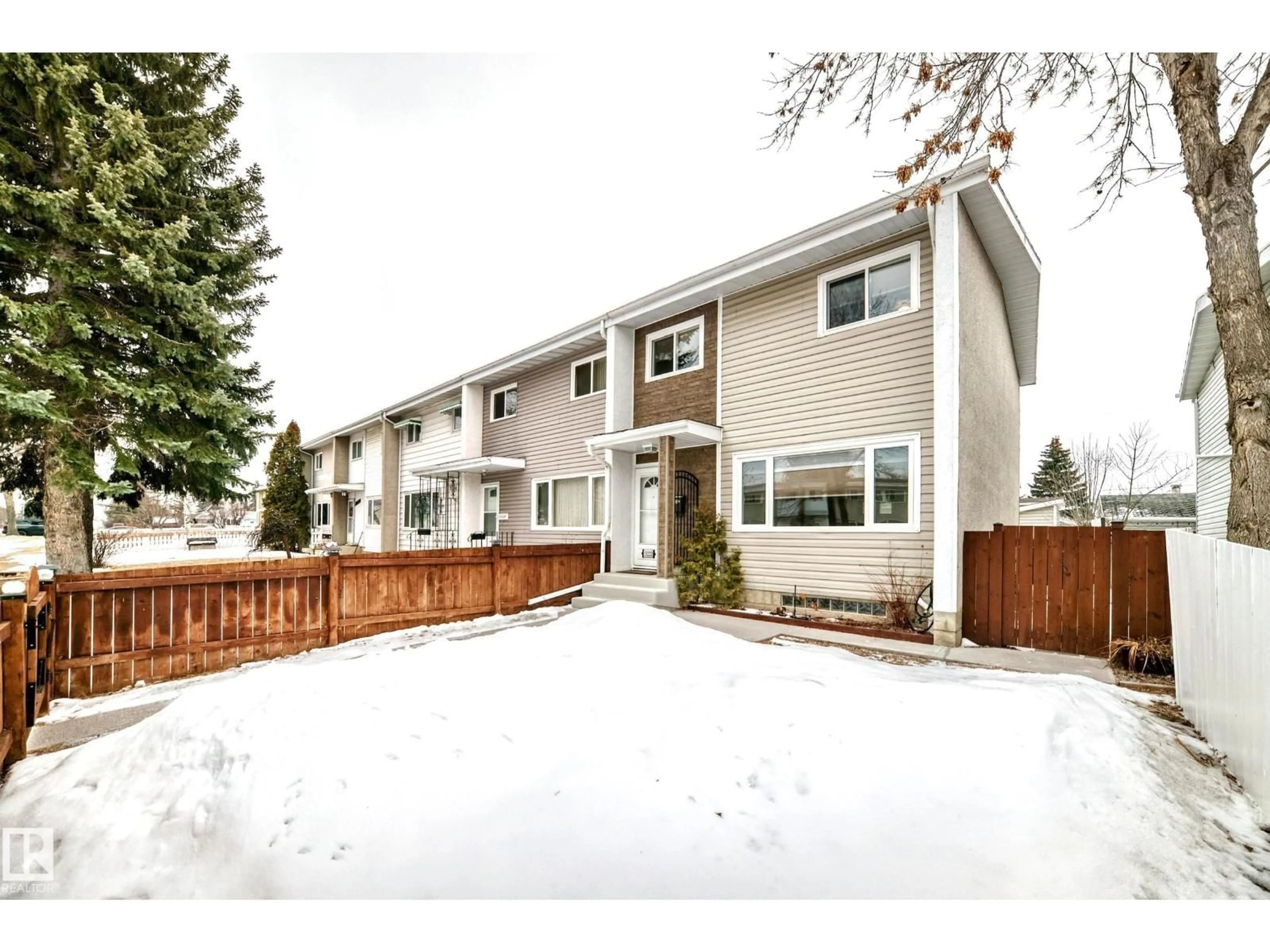 Unknown for 13222 83 ST, Edmonton Alberta T5E2W7