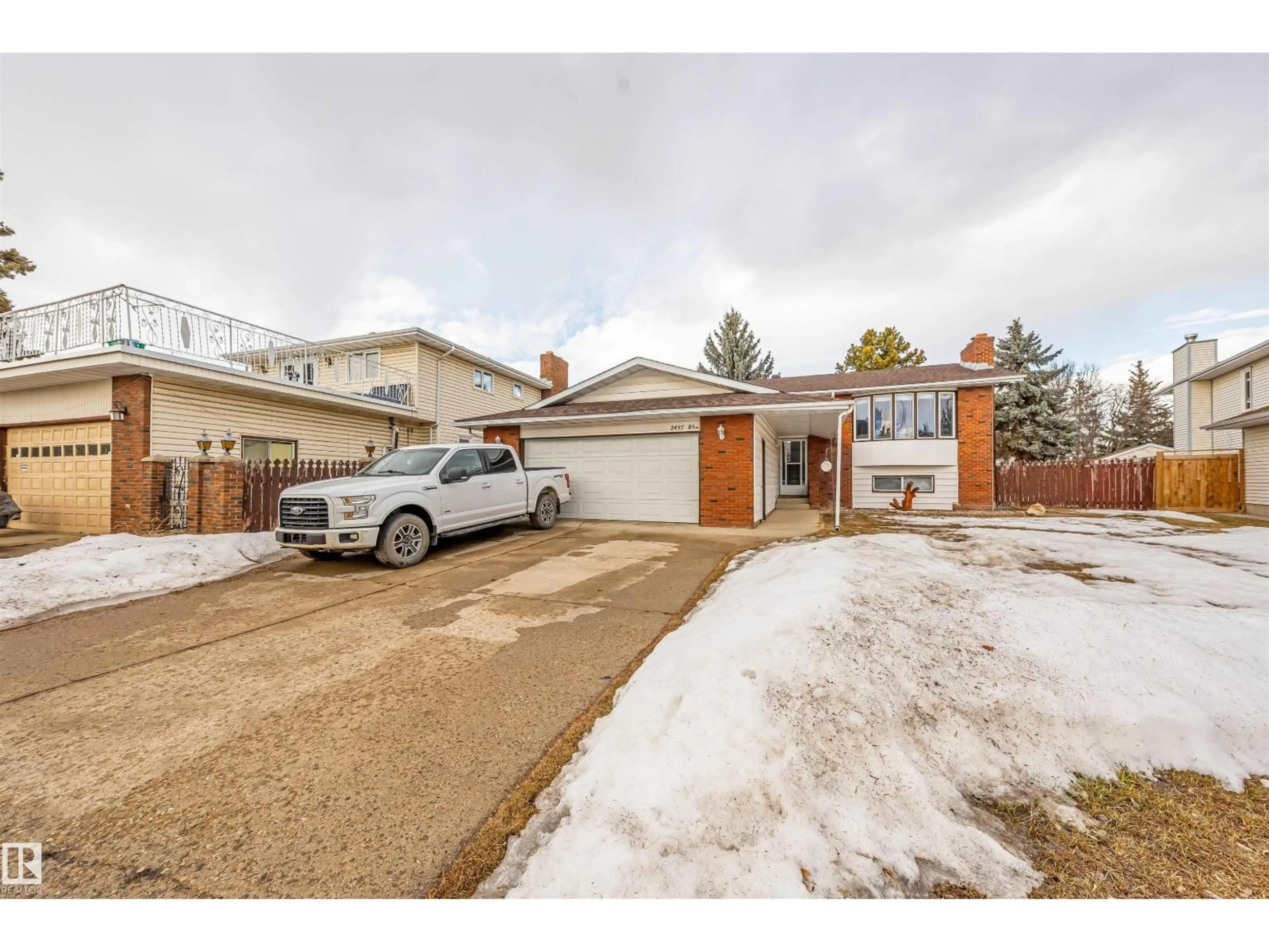 Unknown for NW - 2437 89 ST, Edmonton Alberta T6K2Y8