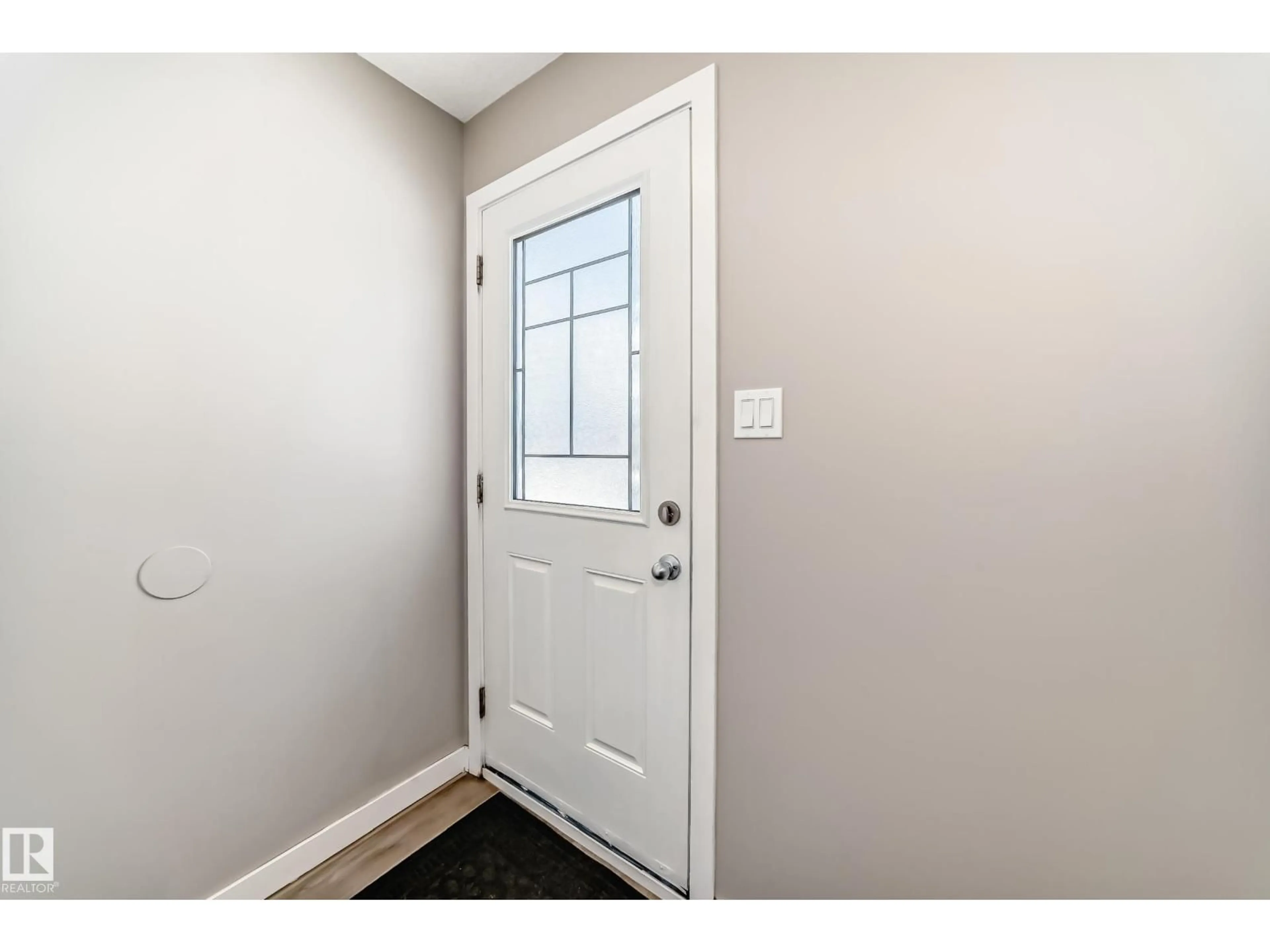 Indoor entryway for NW - 10327 150 ST, Edmonton Alberta T5P1P6