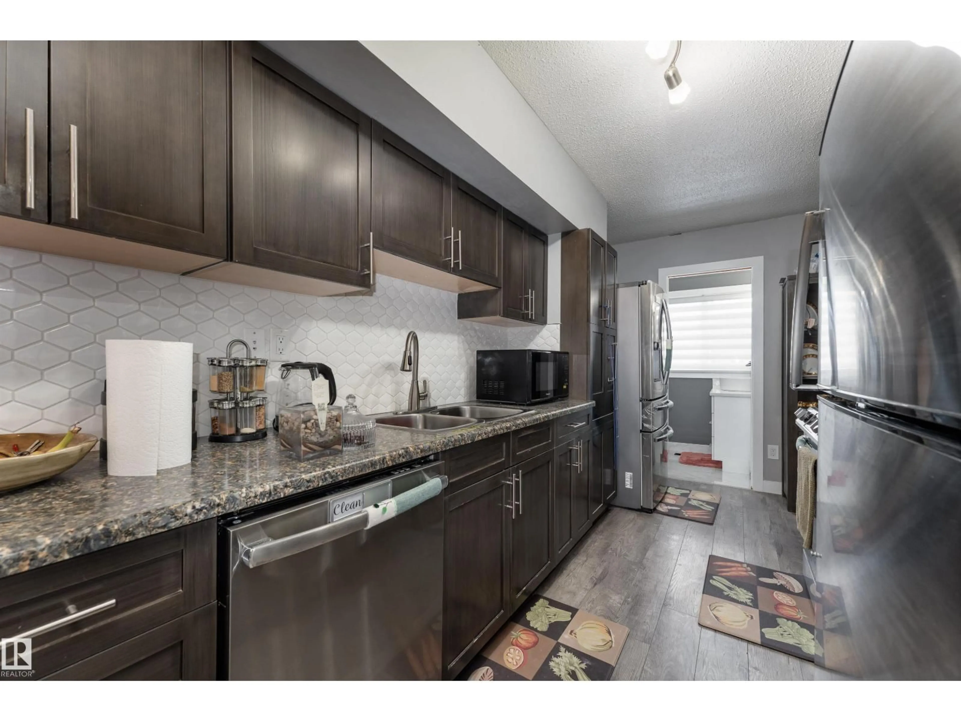 Open concept kitchen, unknown for 110 CENTENNIAL CT, Edmonton Alberta T5P4H5