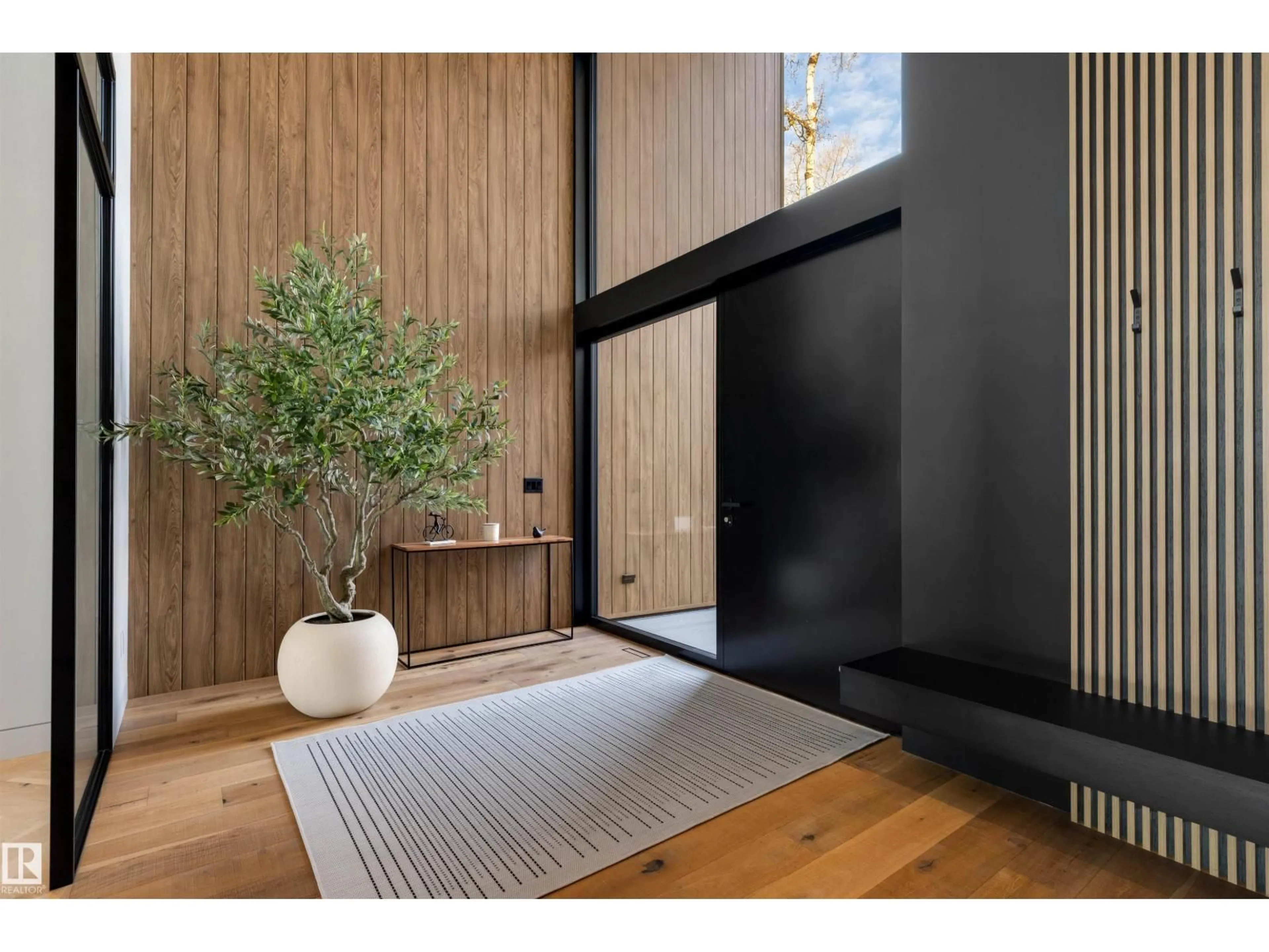 Indoor entryway for 71 BIRCHCLIFF RD, BirchCliff Alberta T4S1S6