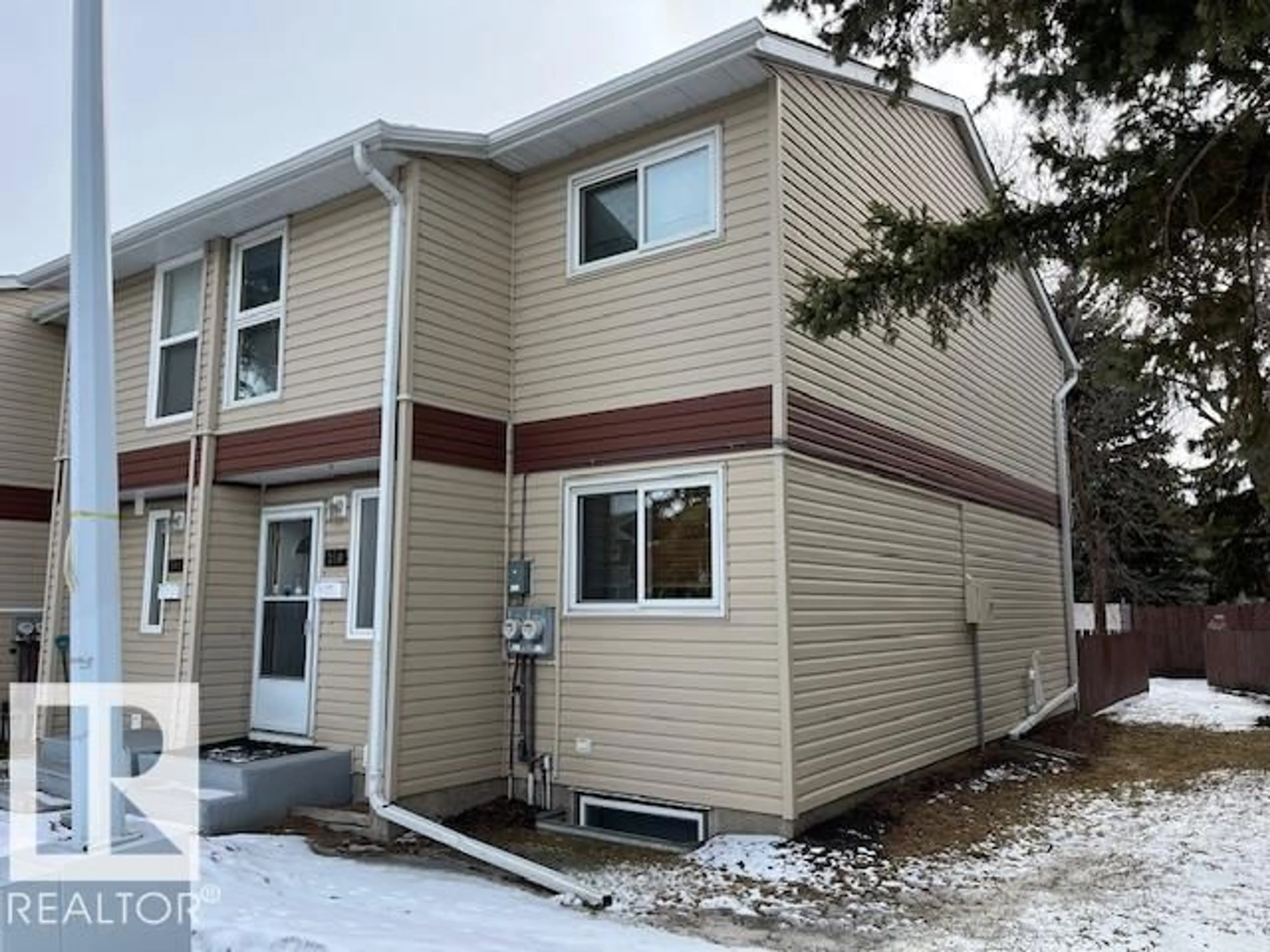 Home with vinyl exterior material, street for 350 CLAREVIEW RD, Edmonton Alberta T5A4G6