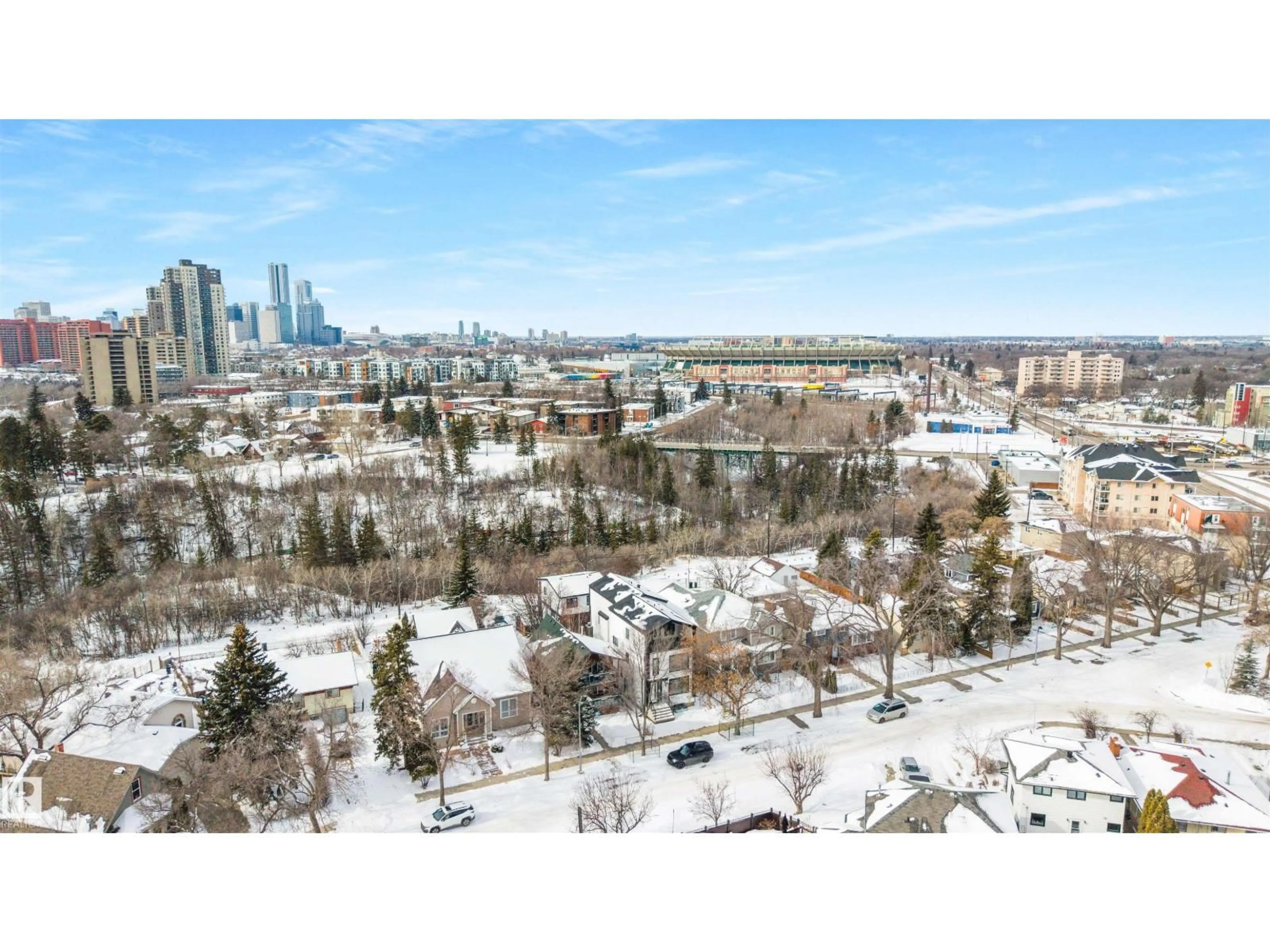 A pic from outside/outdoor area/front of a property/back of a property/a pic from drone, city buildings view from balcony for NW - 7927 112S AV, Edmonton Alberta T5B0H6