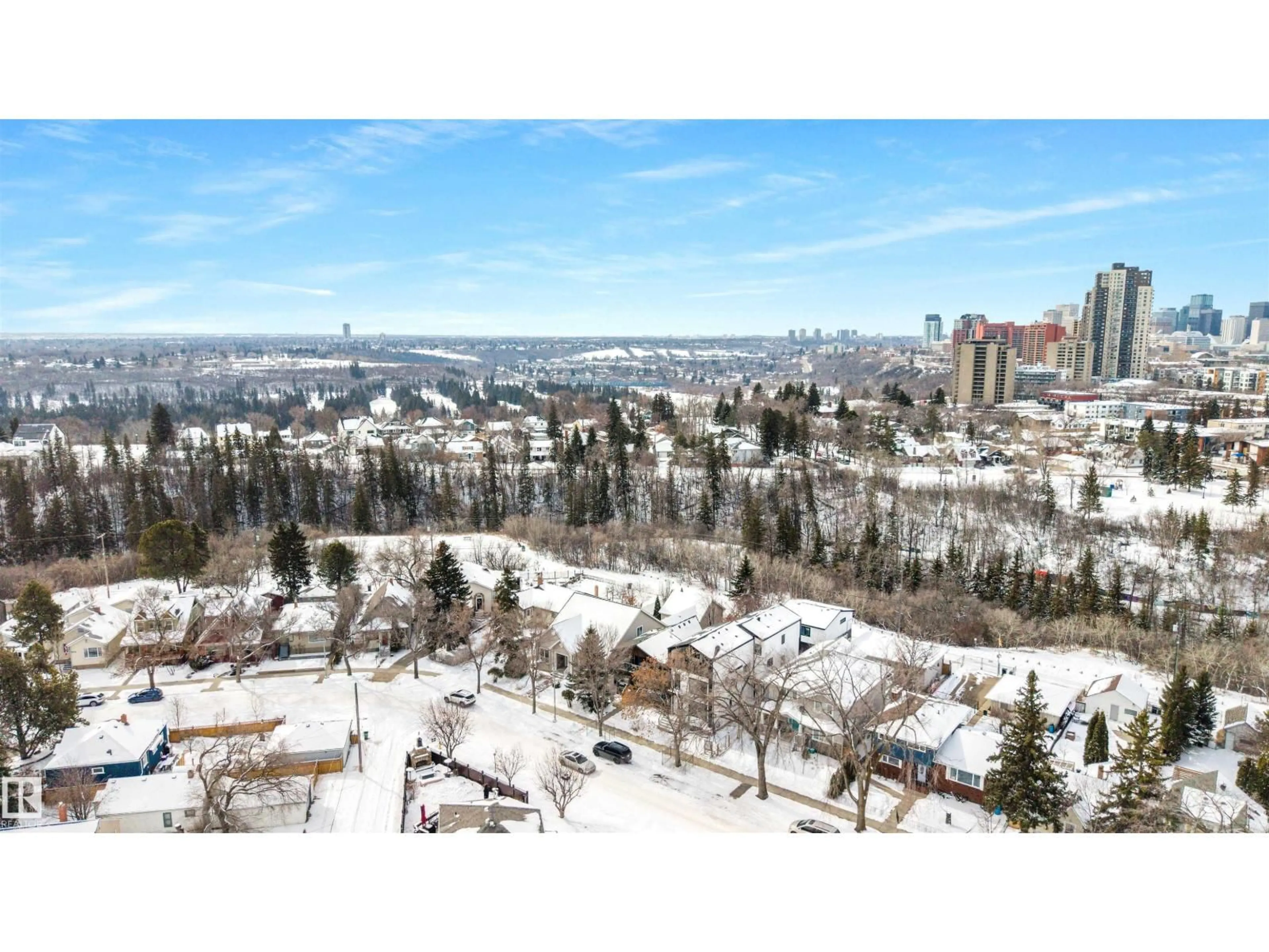 A pic from outside/outdoor area/front of a property/back of a property/a pic from drone, city buildings view from balcony for NW - 7927 112S AV, Edmonton Alberta T5B0H6