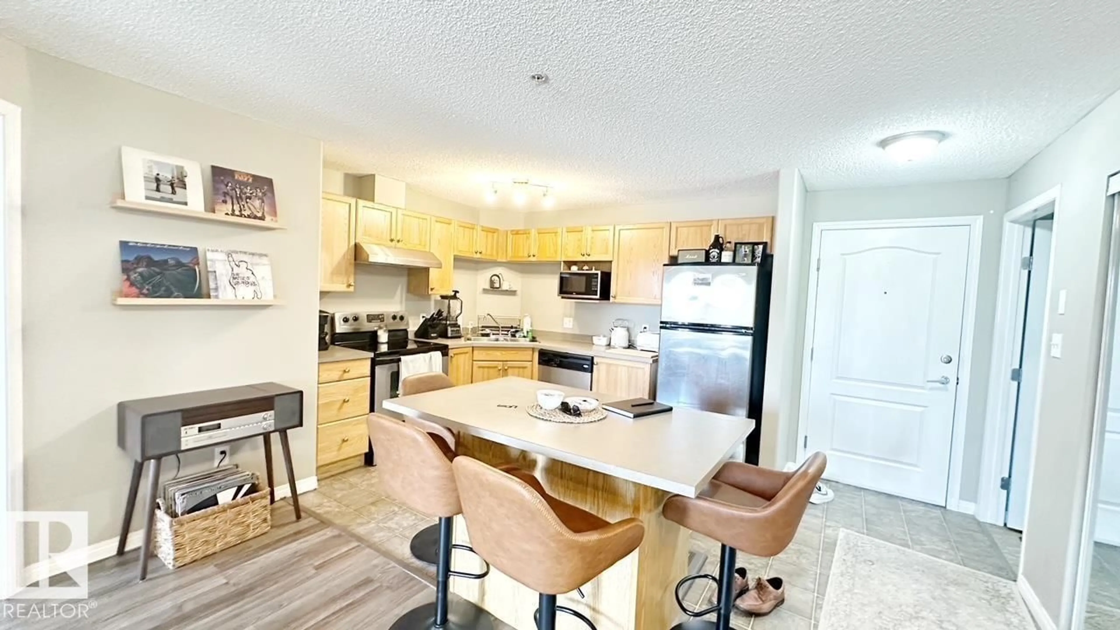 Open concept kitchen, unknown for 9363 - 1112 SIMPSON DR, Edmonton Alberta T6R0N2
