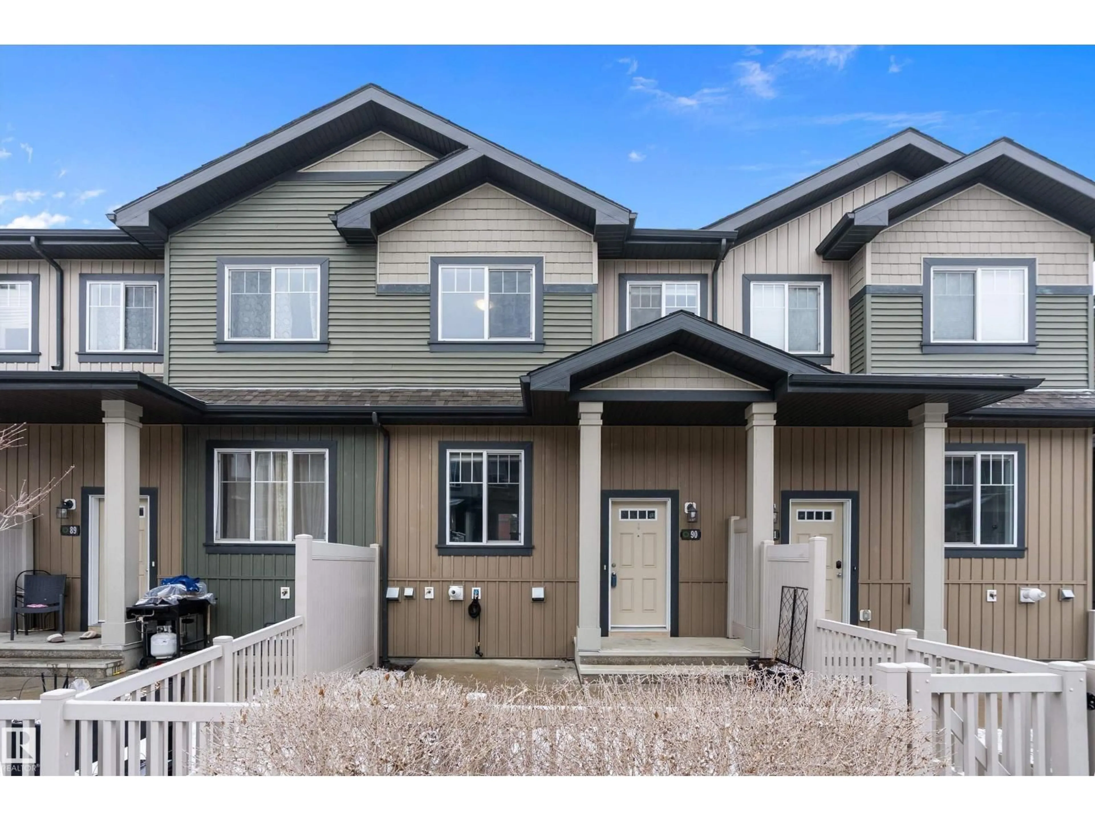 Home with vinyl exterior material, street for 90 - 3305 ORCHARDS LINK LI, Edmonton Alberta T6X2H1