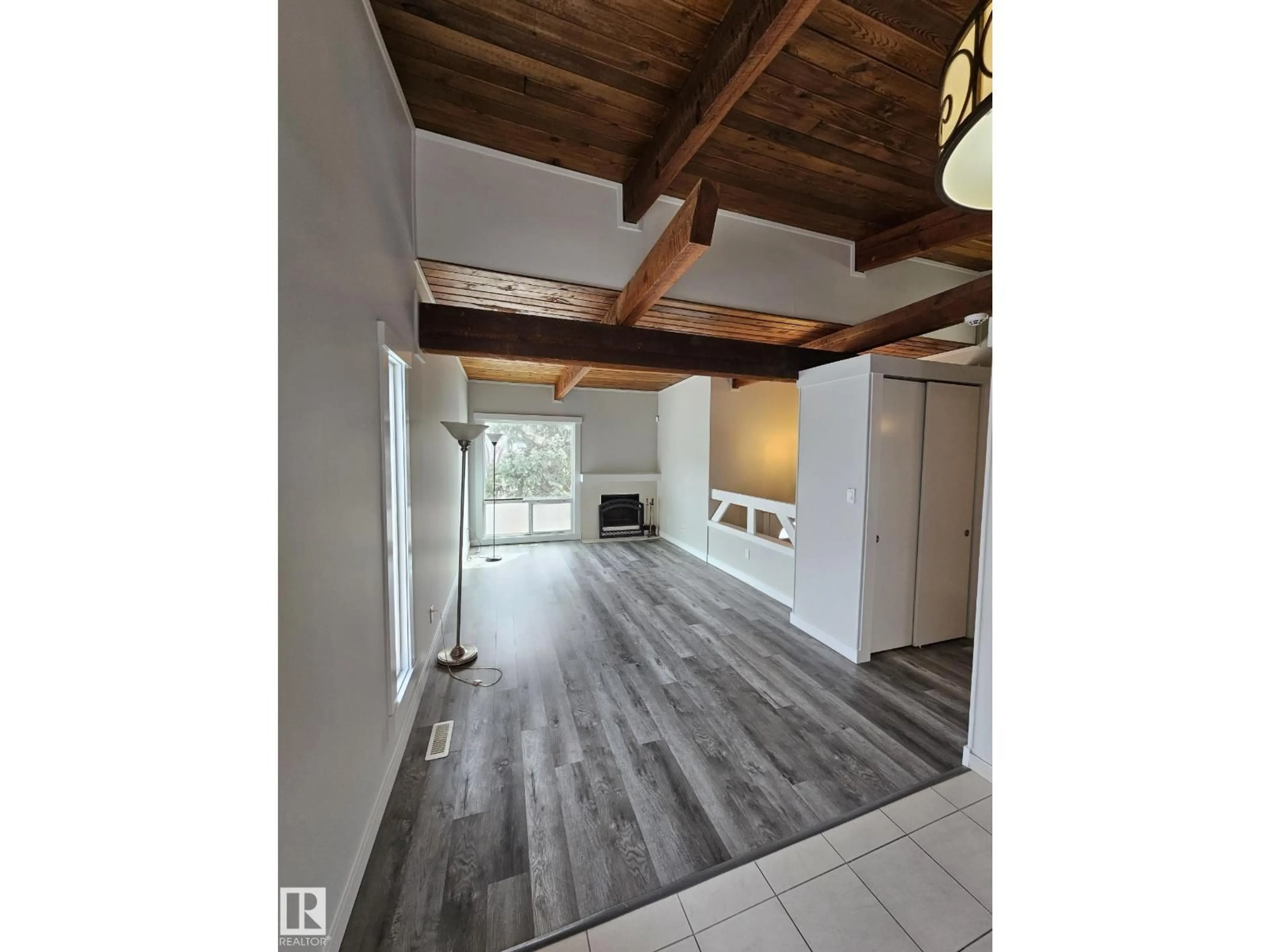 Unknown for NW - 26 NORTHWOODS VG, Edmonton Alberta T5X1T2