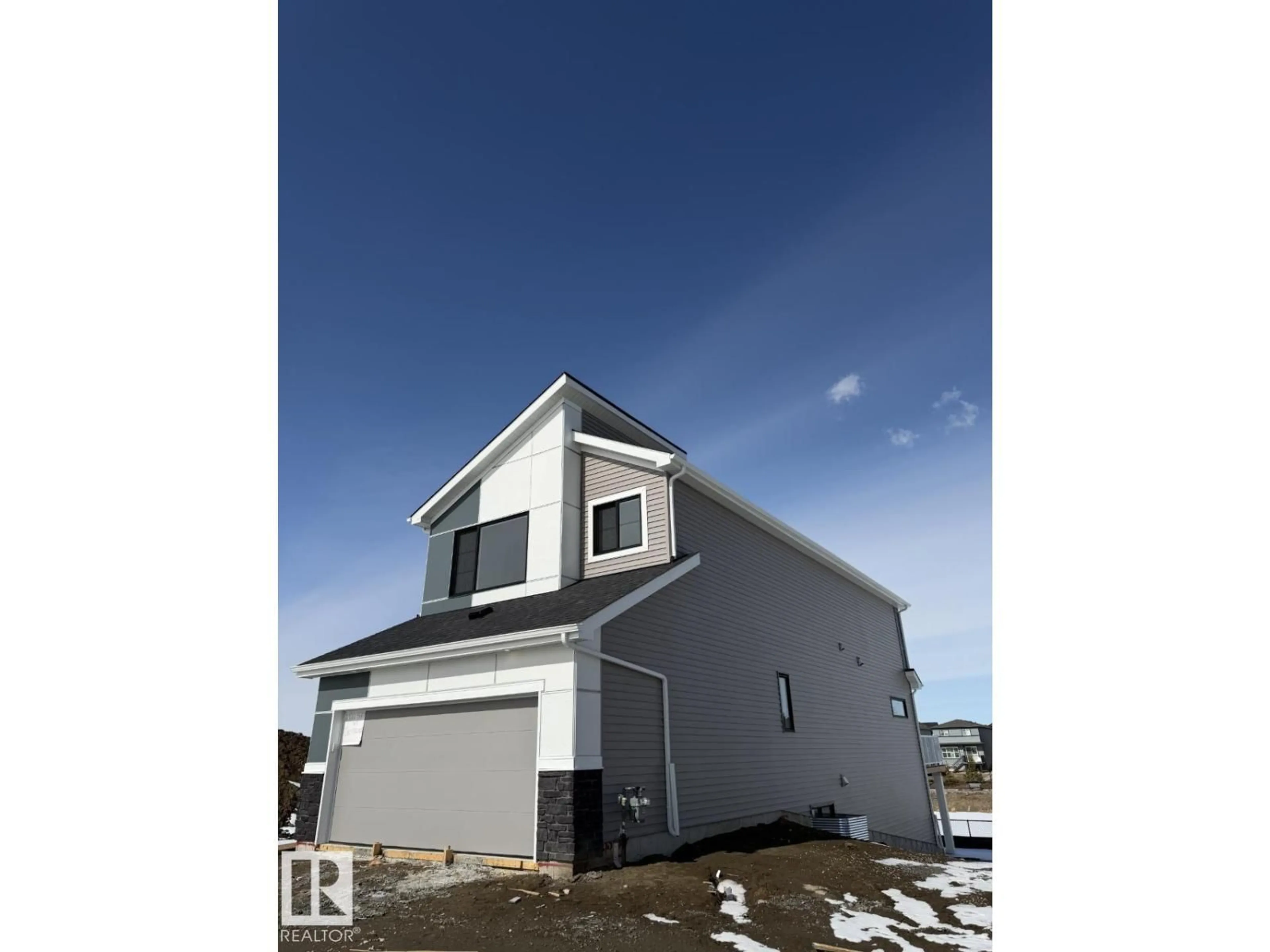 Home with vinyl exterior material, building for 2322 EGRET WY, Edmonton Alberta T6M3G8
