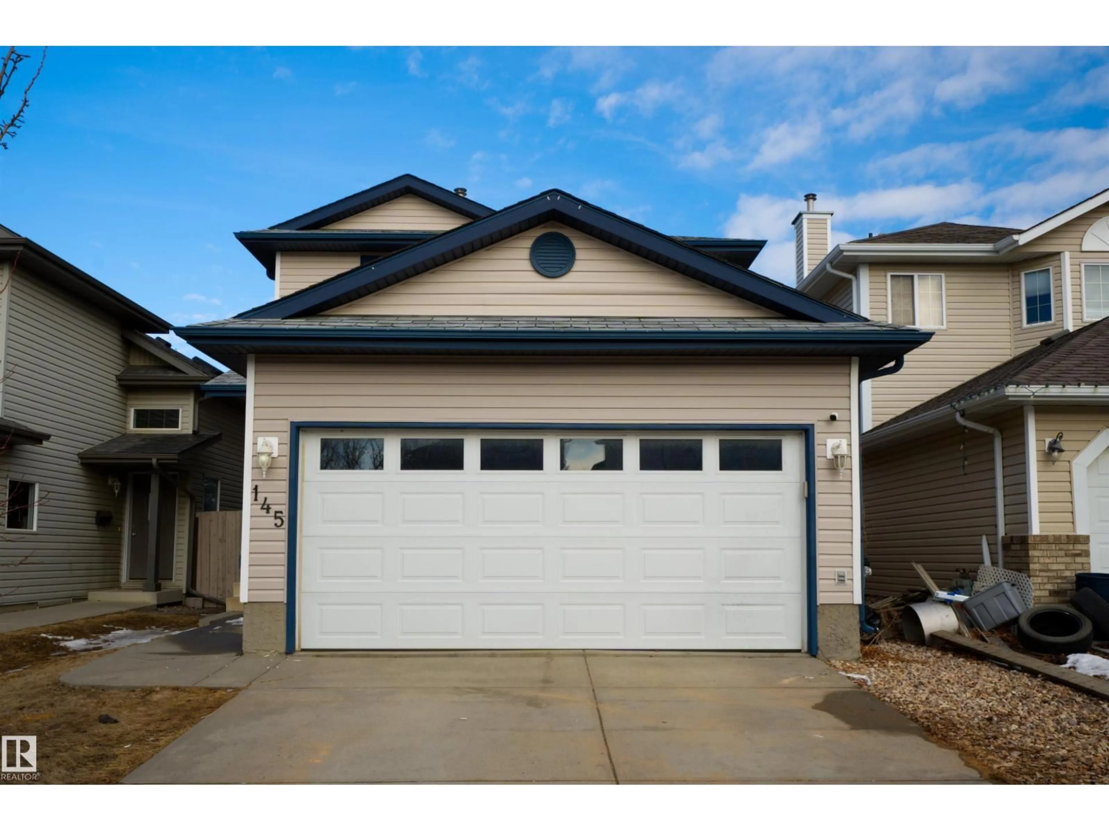 Indoor garage for 145 CROCUS CR, Sherwood Park Alberta T8H2J8