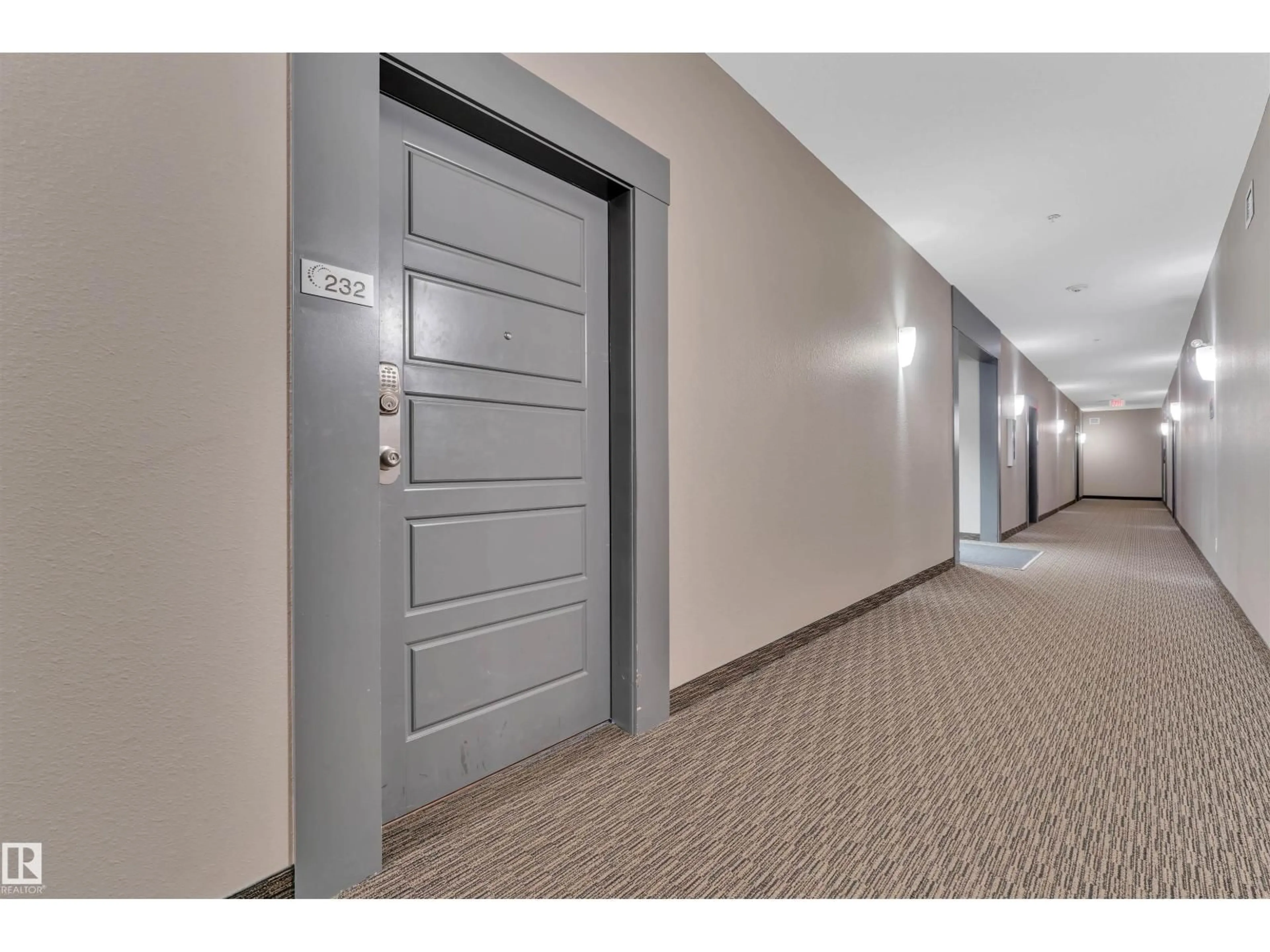 Indoor foyer for 308 - 232 AMBLESIDE LI, Edmonton Alberta T6W0V3