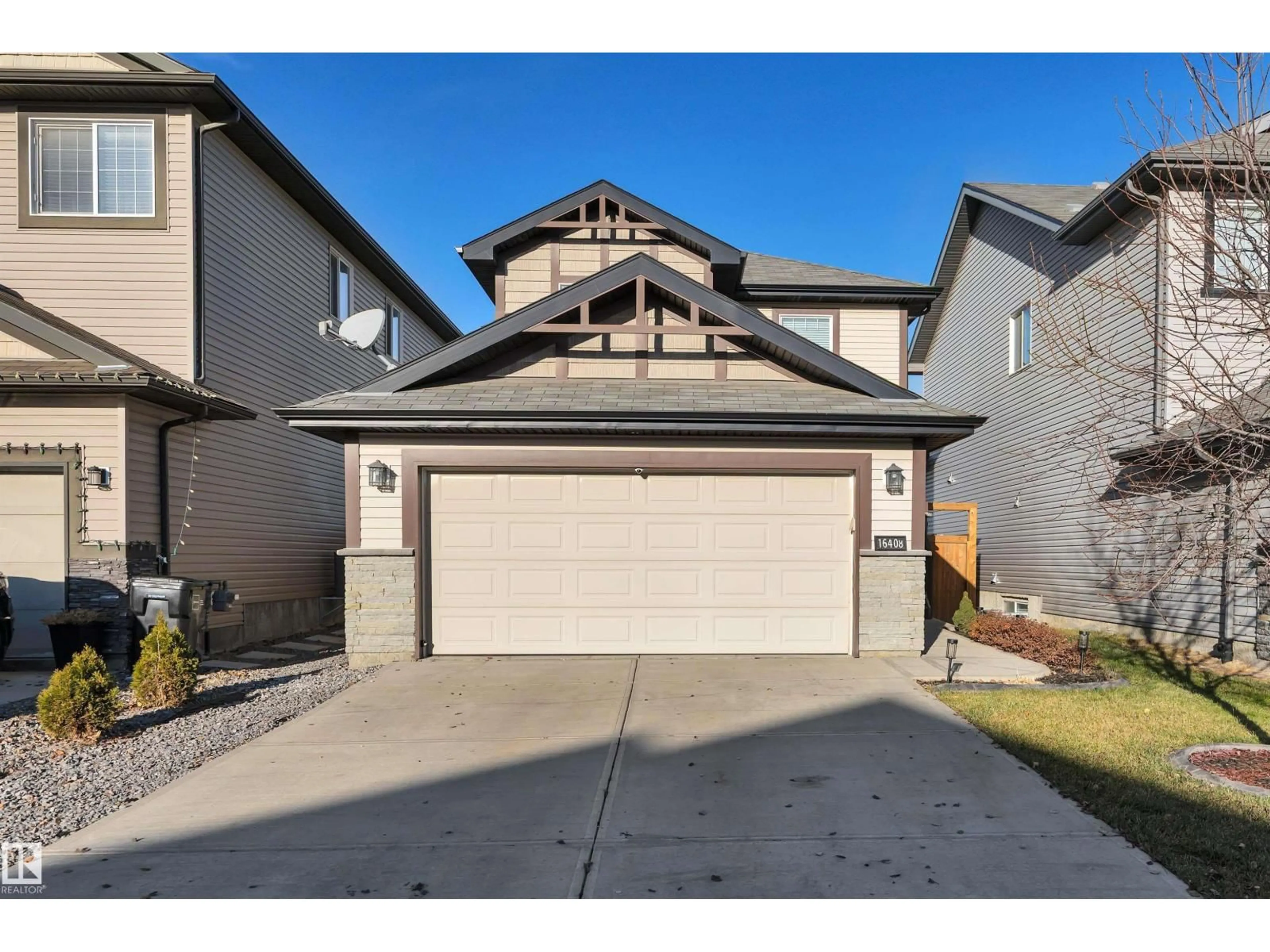 Unknown for 16408 12 AV, Edmonton Alberta T6W3K4