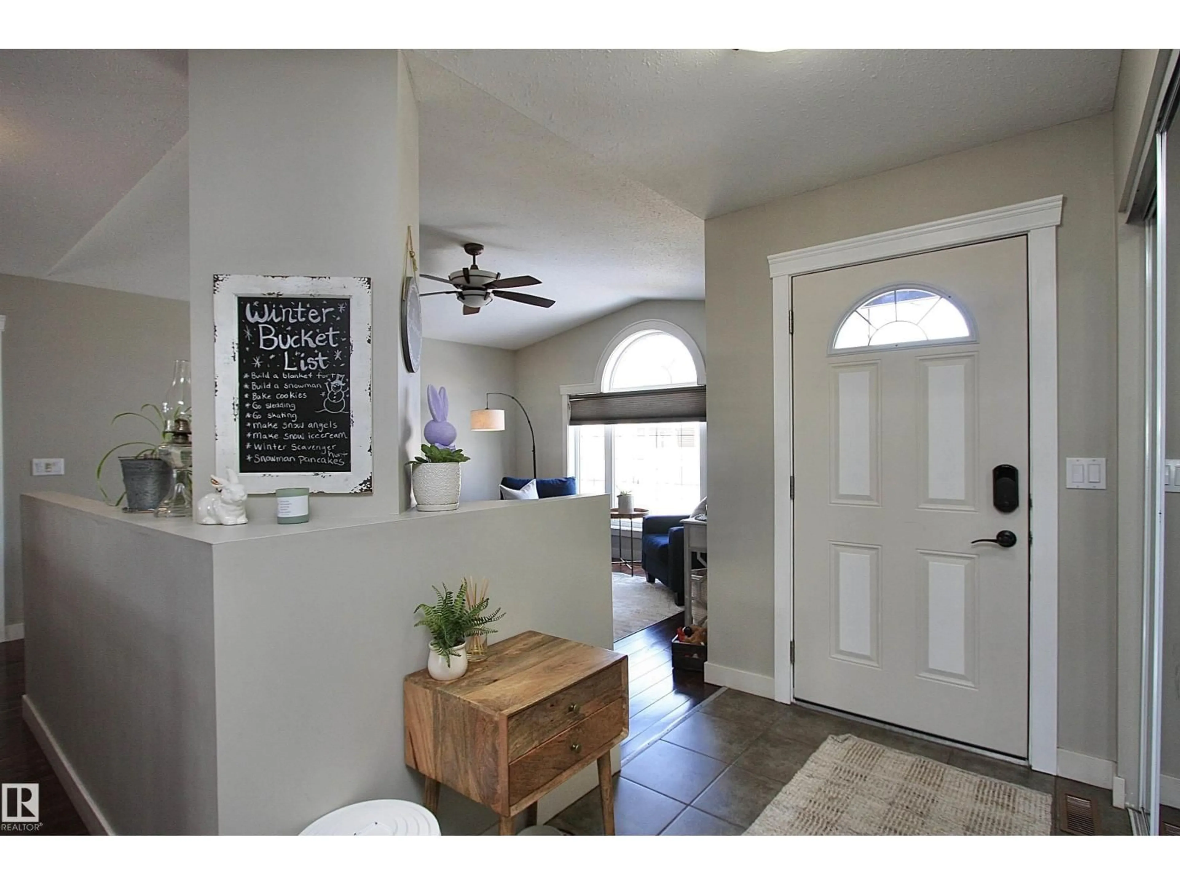 Indoor entryway for CL - 5512 52 ST, Bashaw Alberta T0B0H0