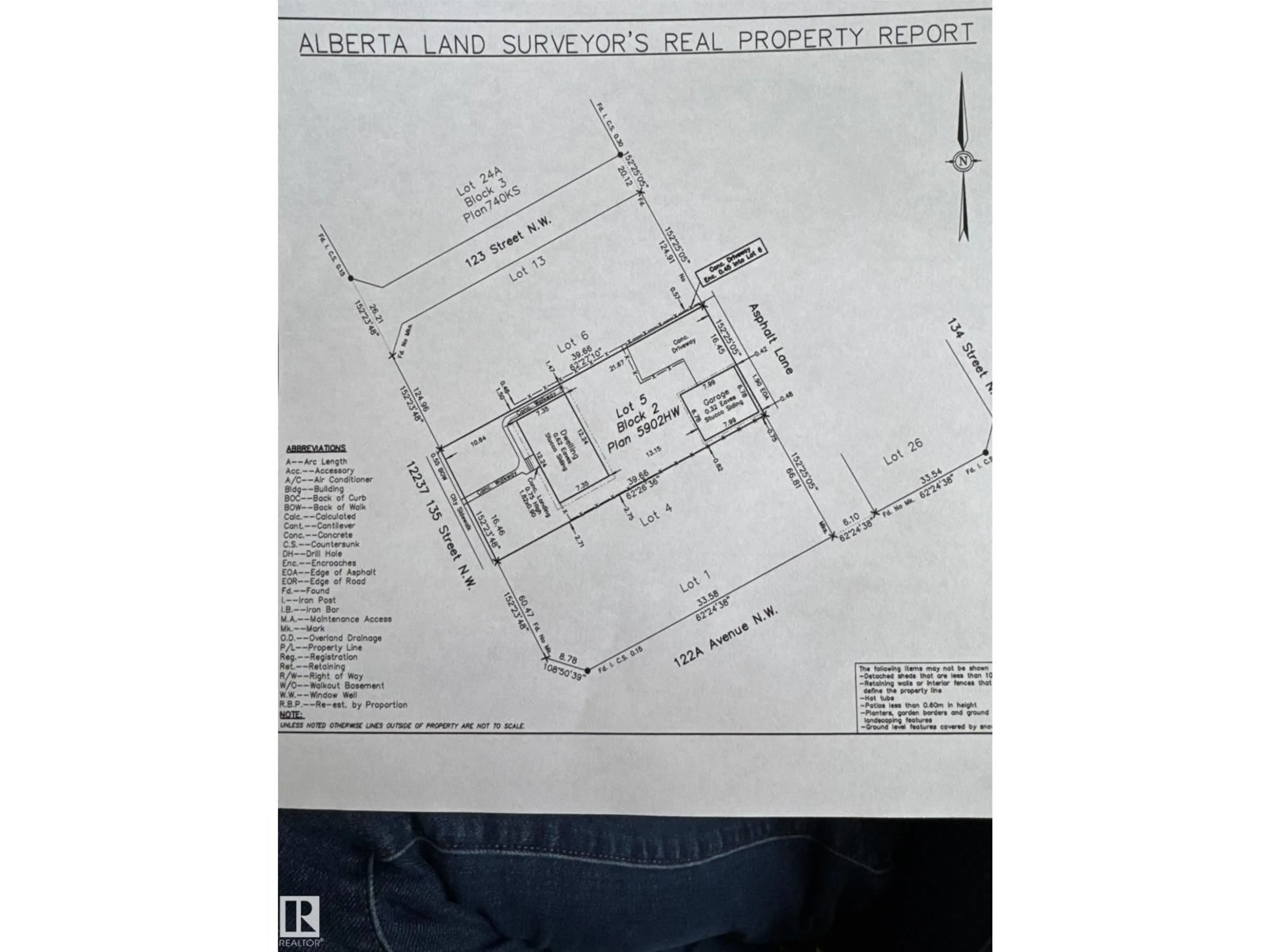 Floor plan for NW - 12237 135 ST, Edmonton Alberta T5L1W9