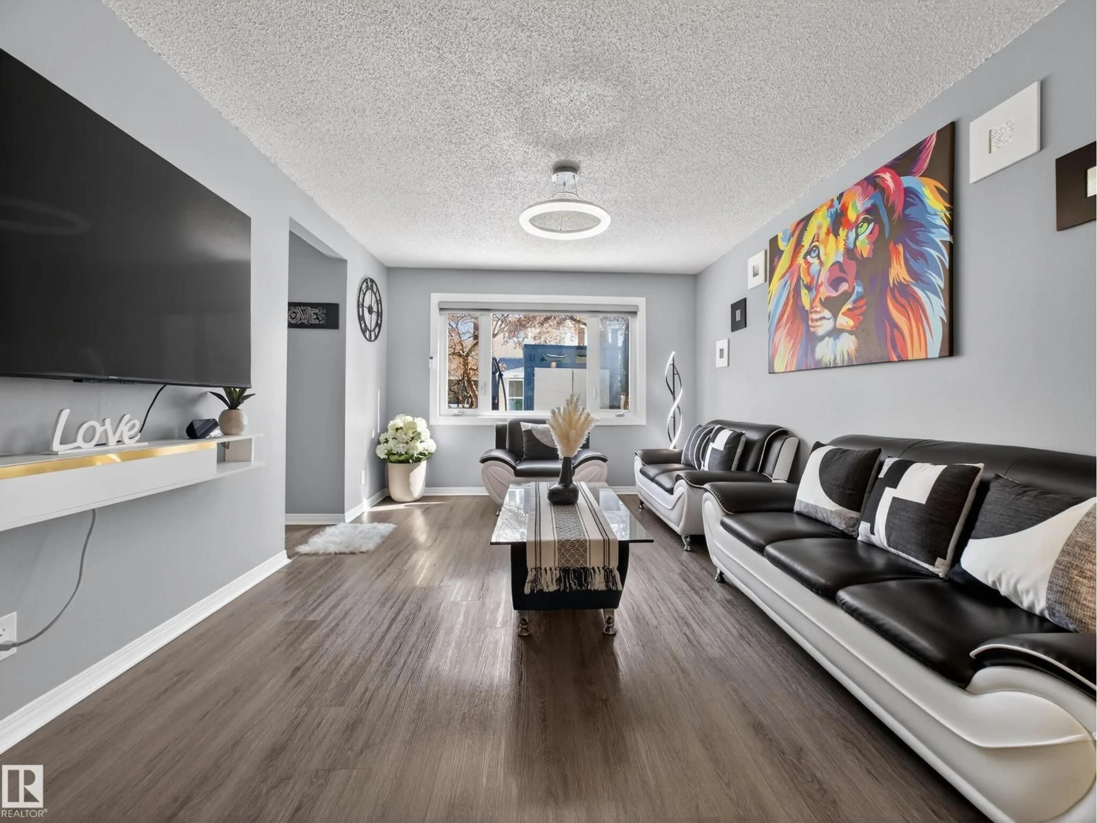 Living room with furniture, unknown for 18F CALLINGWOOD CO, Edmonton Alberta T5T0H5