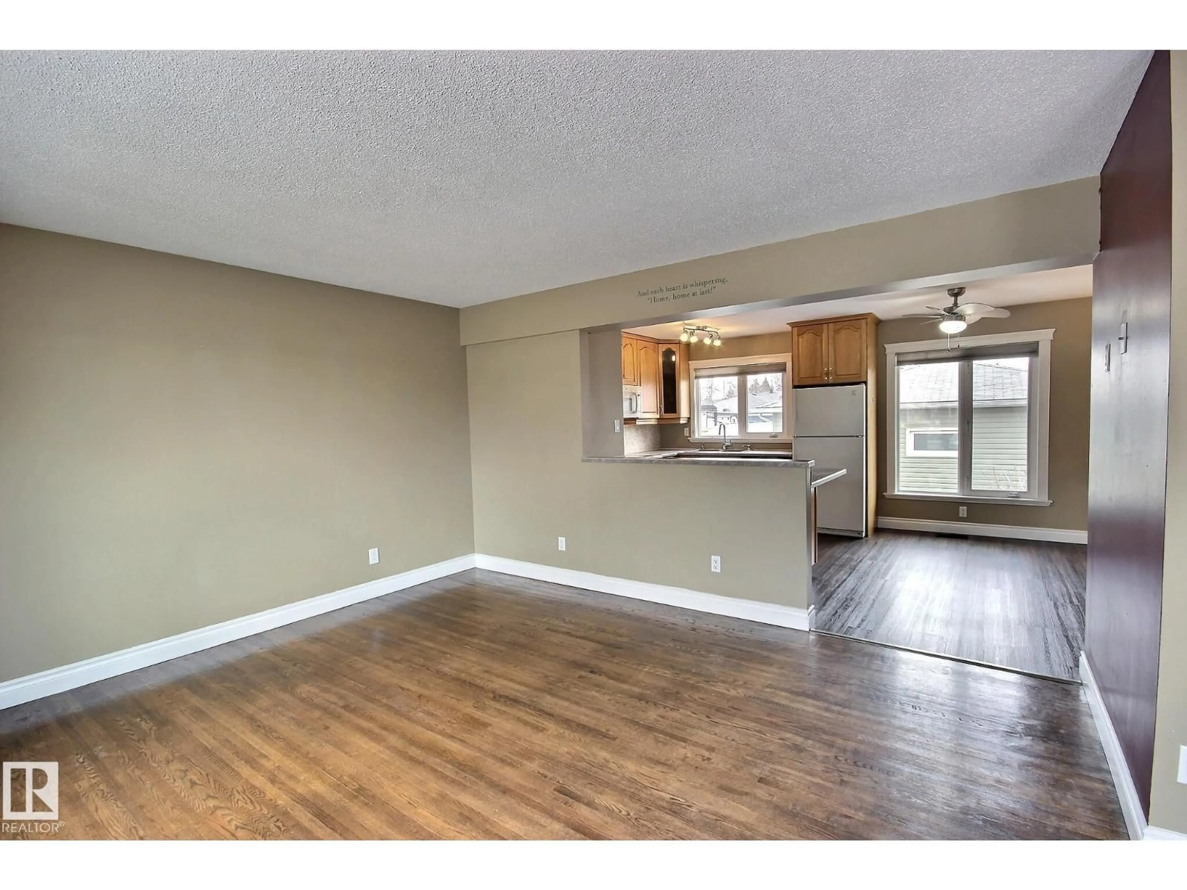 A pic of a room for 6003 90 AV, Edmonton Alberta T6B0P1