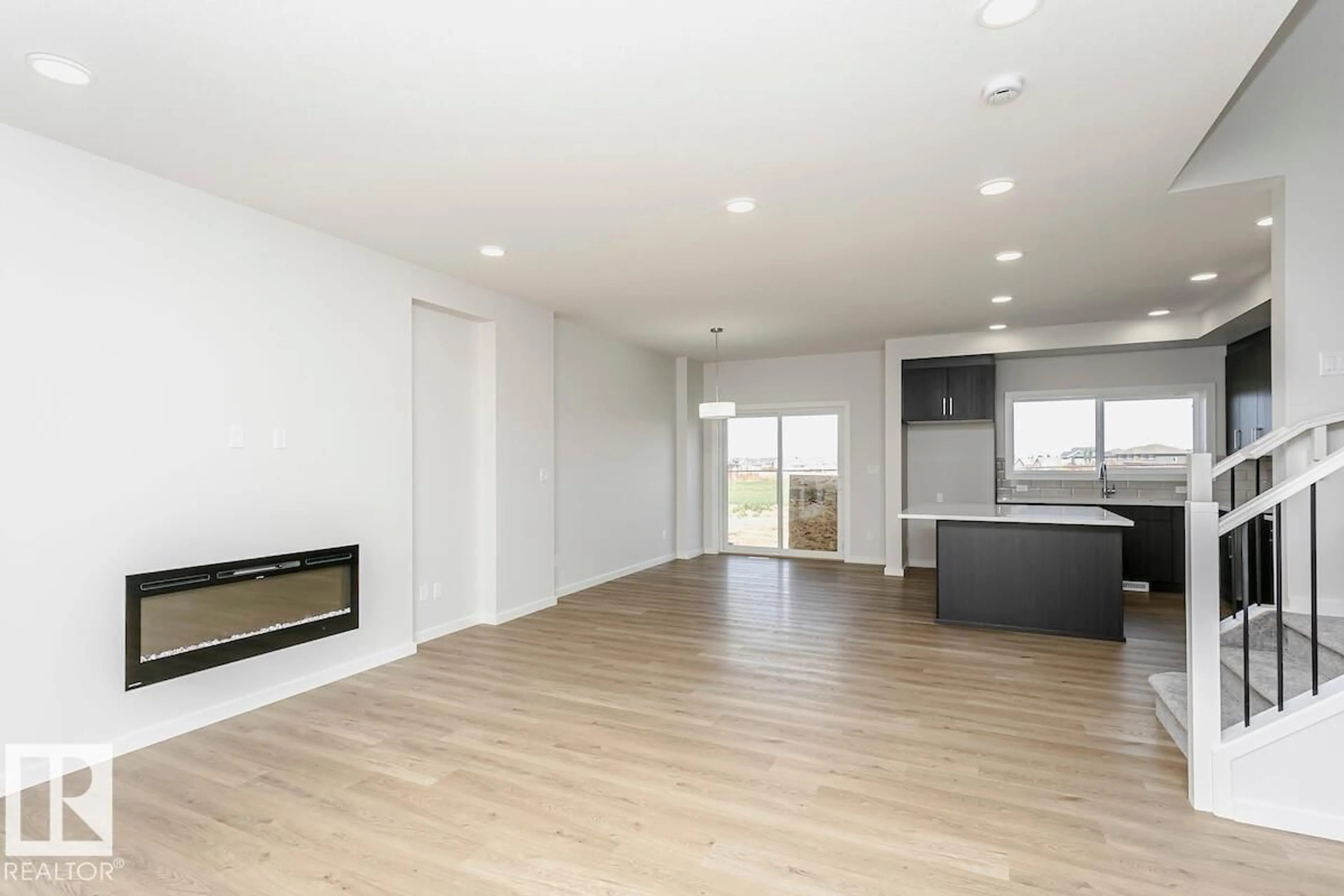 A pic of a room for 6239 29 AV, Edmonton Alberta T6X0M5