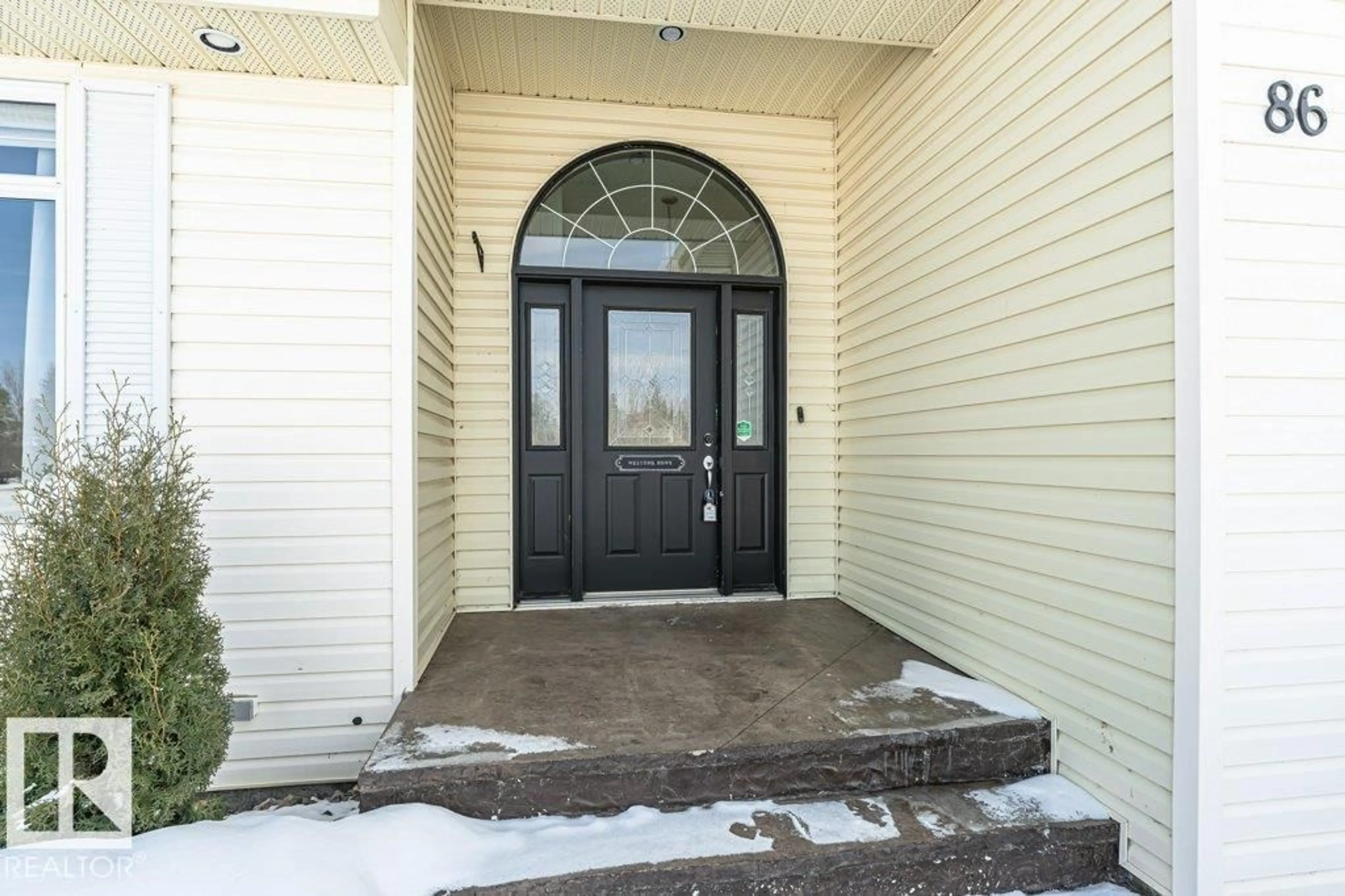 Indoor entryway for 86 56019 RGE ROAD 230, Rural Sturgeon County Alberta T0A1N2