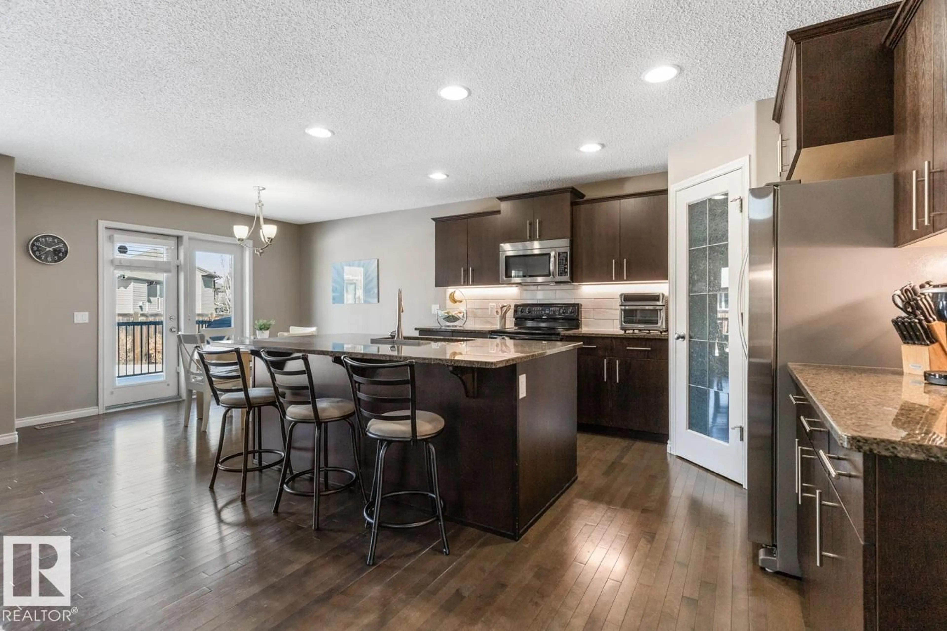 Open concept kitchen, unknown for 520 FOXTAIL GV, Sherwood Park Alberta T8A4G1