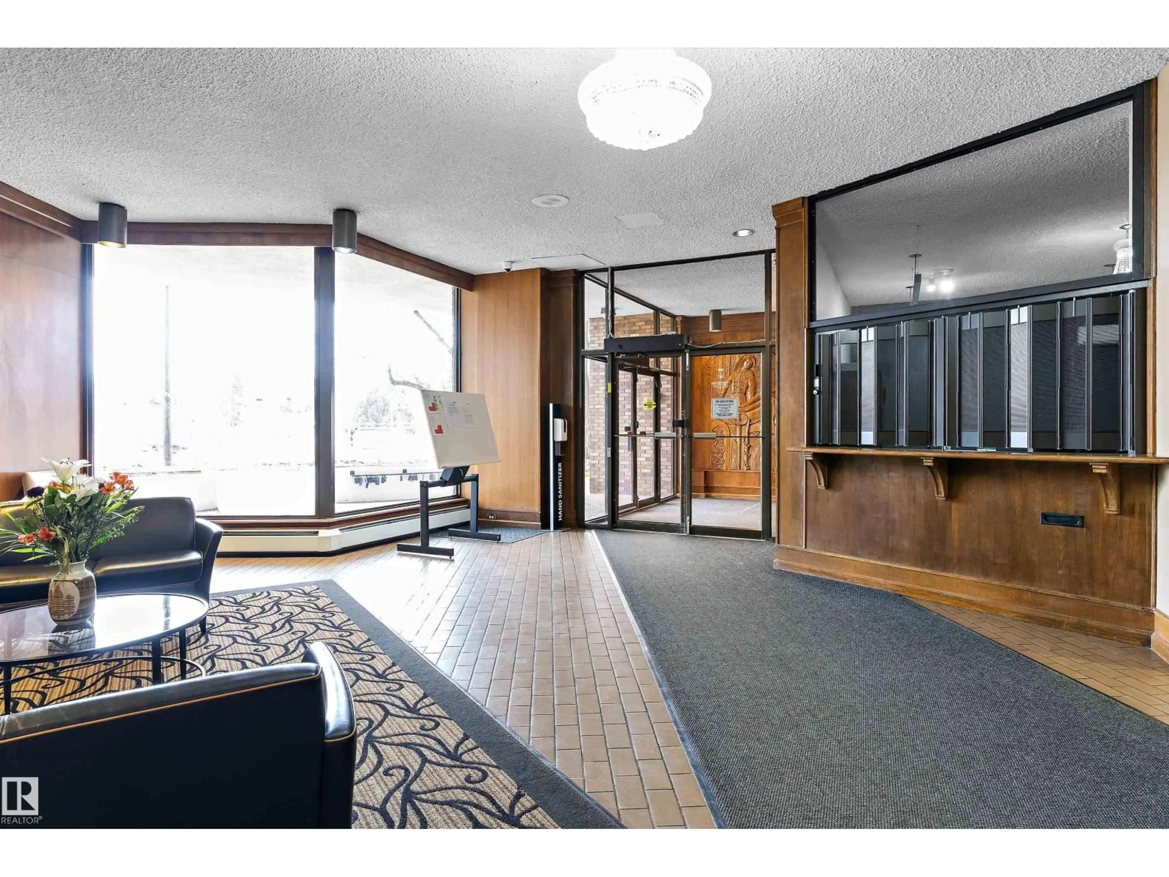Indoor foyer for #304 - 13910 STONY PLAIN RD, Edmonton Alberta T5N3R2
