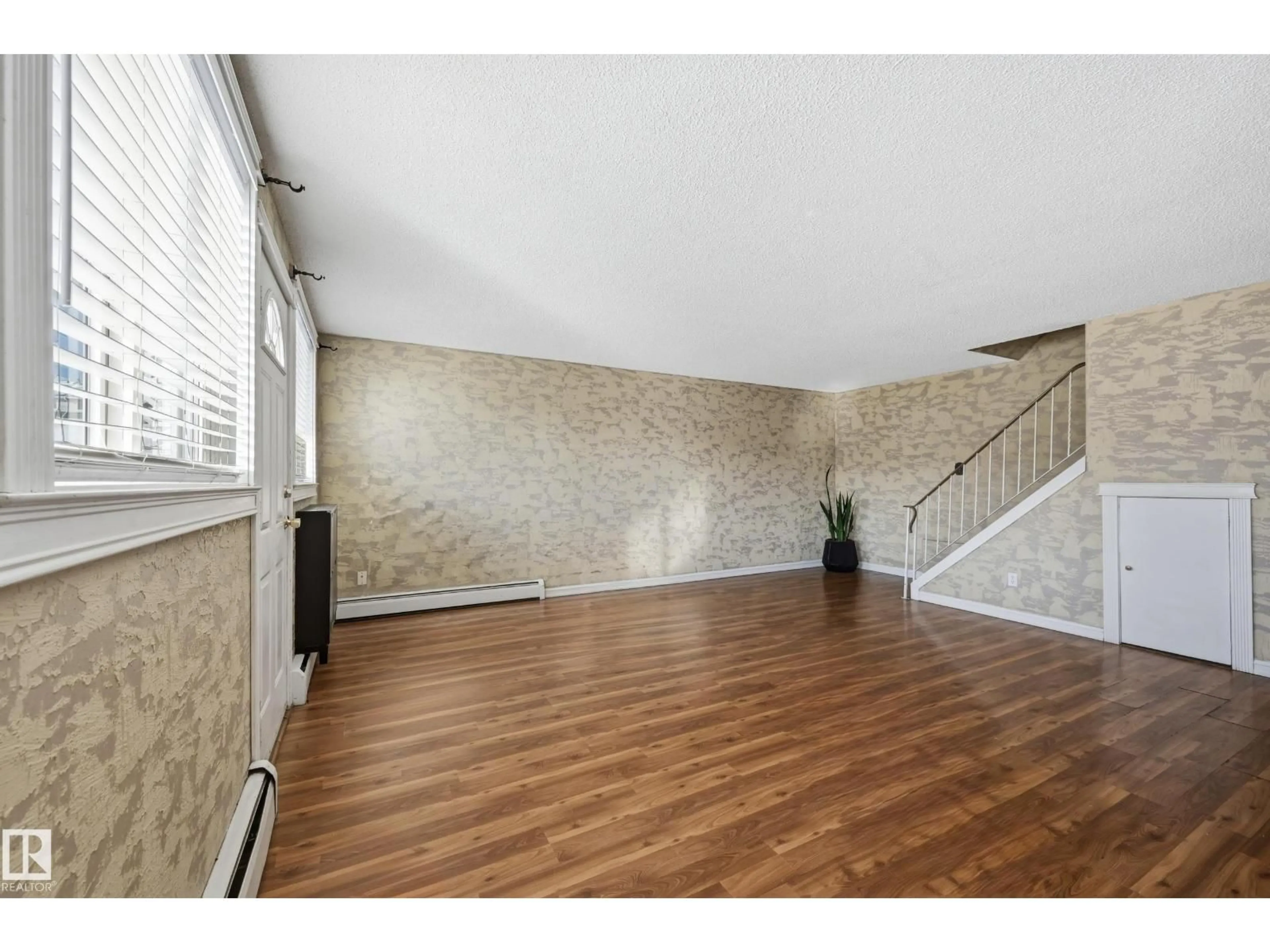 A pic of a room for NW - 14530 52 ST, Edmonton Alberta T5A3K5