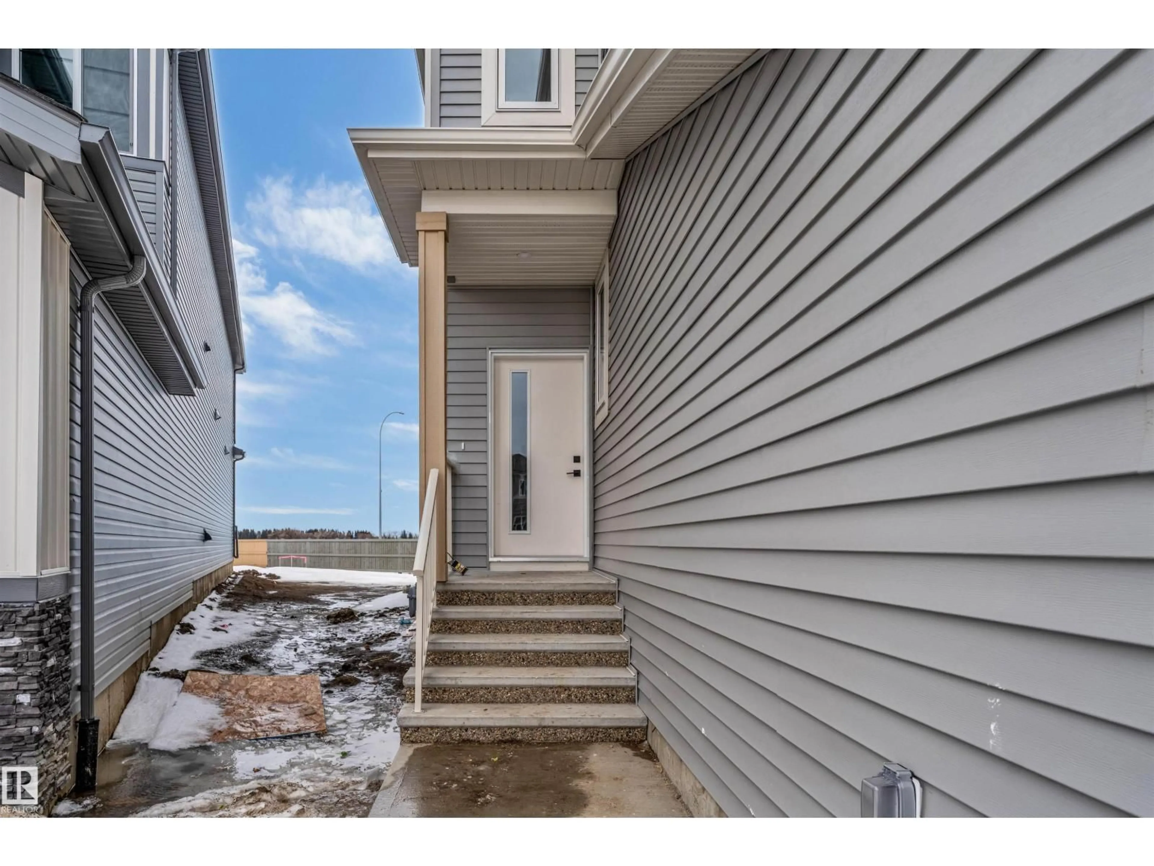 Unknown for 4102 67 STREET, Beaumont Alberta T4X3E9