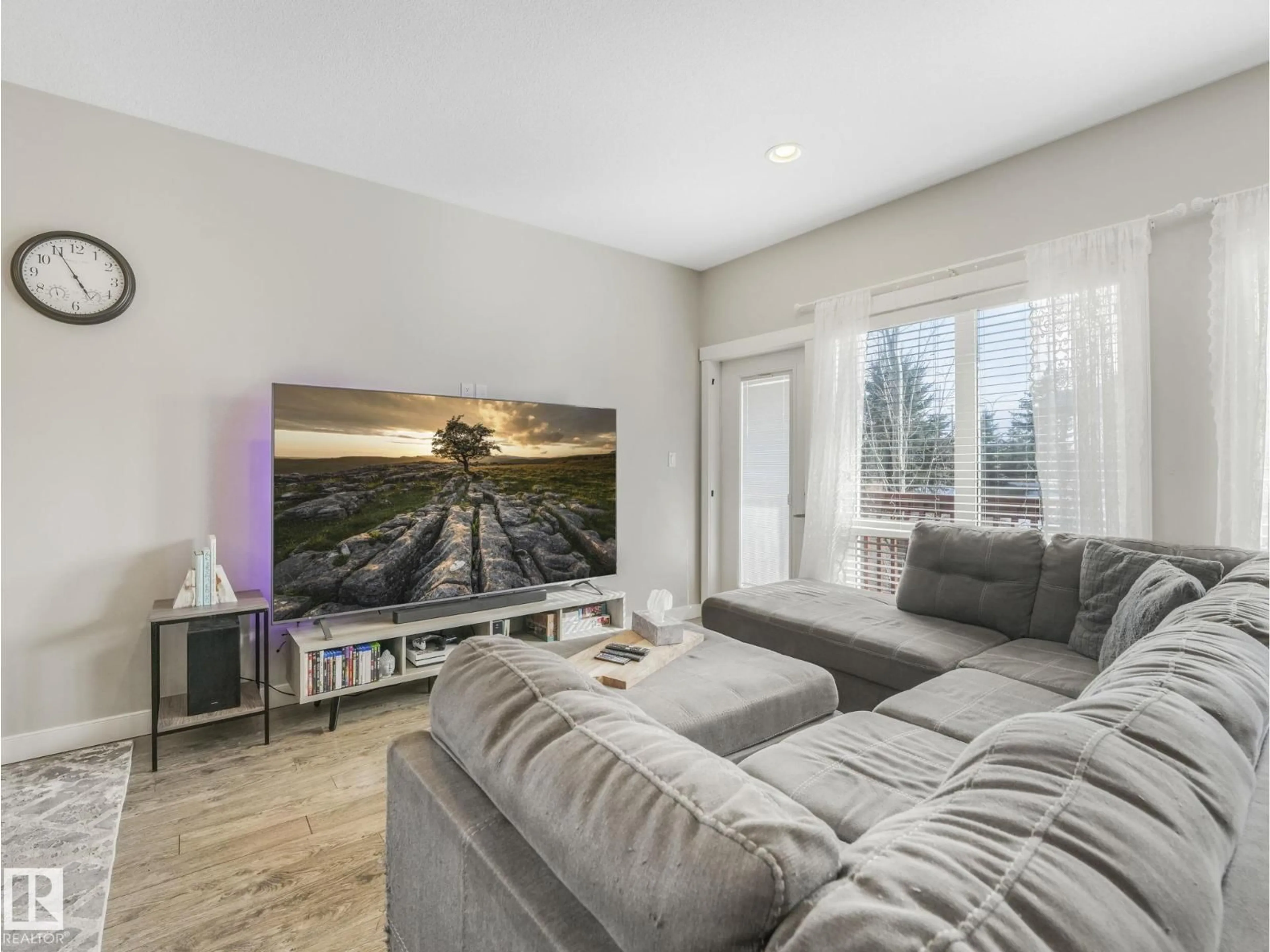 Living room with furniture, unknown for 1304 GRAYBRIAR GR, Stony Plain Alberta T7Z0G1