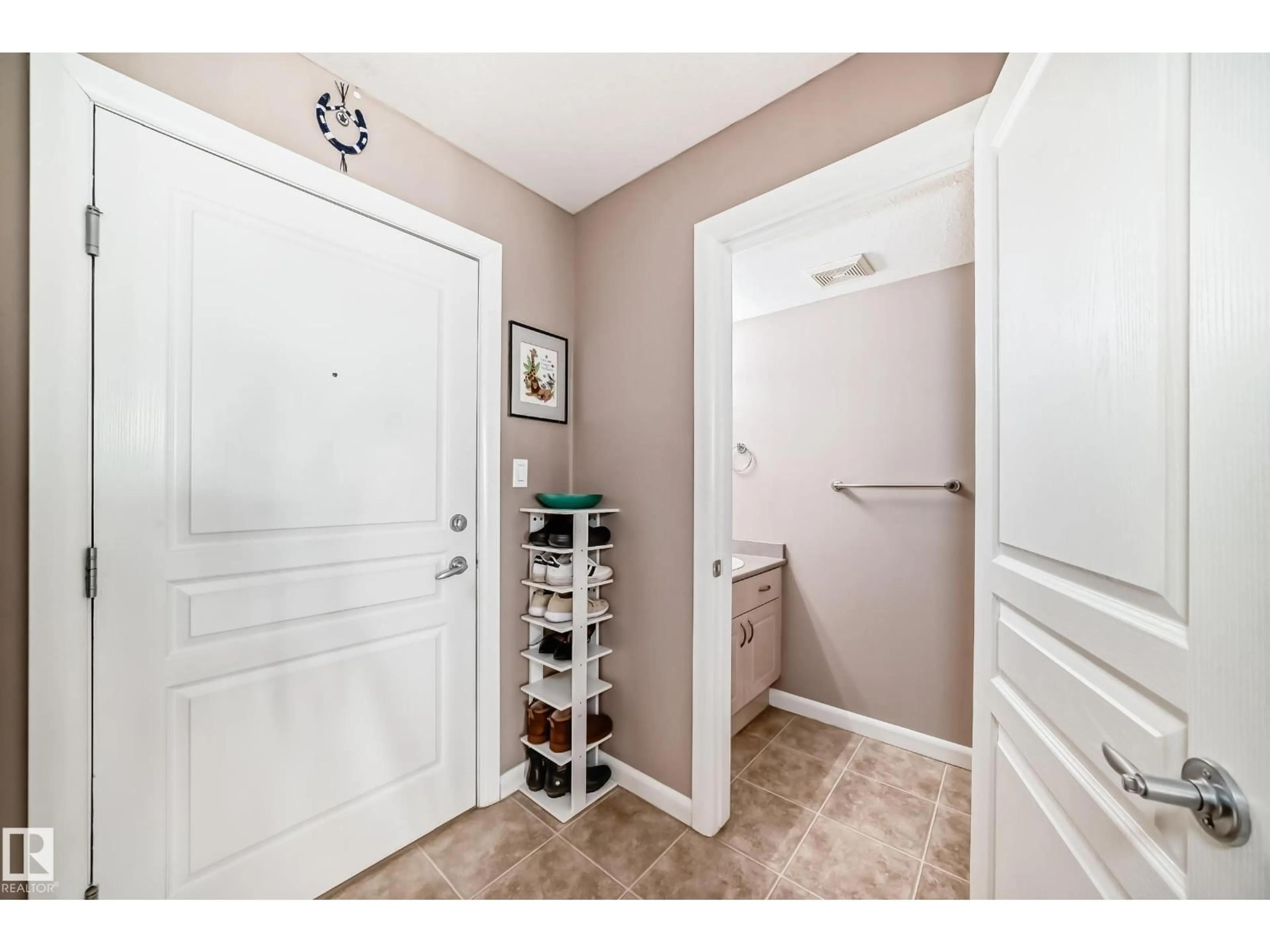 Storage room or clothes room or walk-in closet for 232 HOOKE RD, Edmonton Alberta T5A5J5