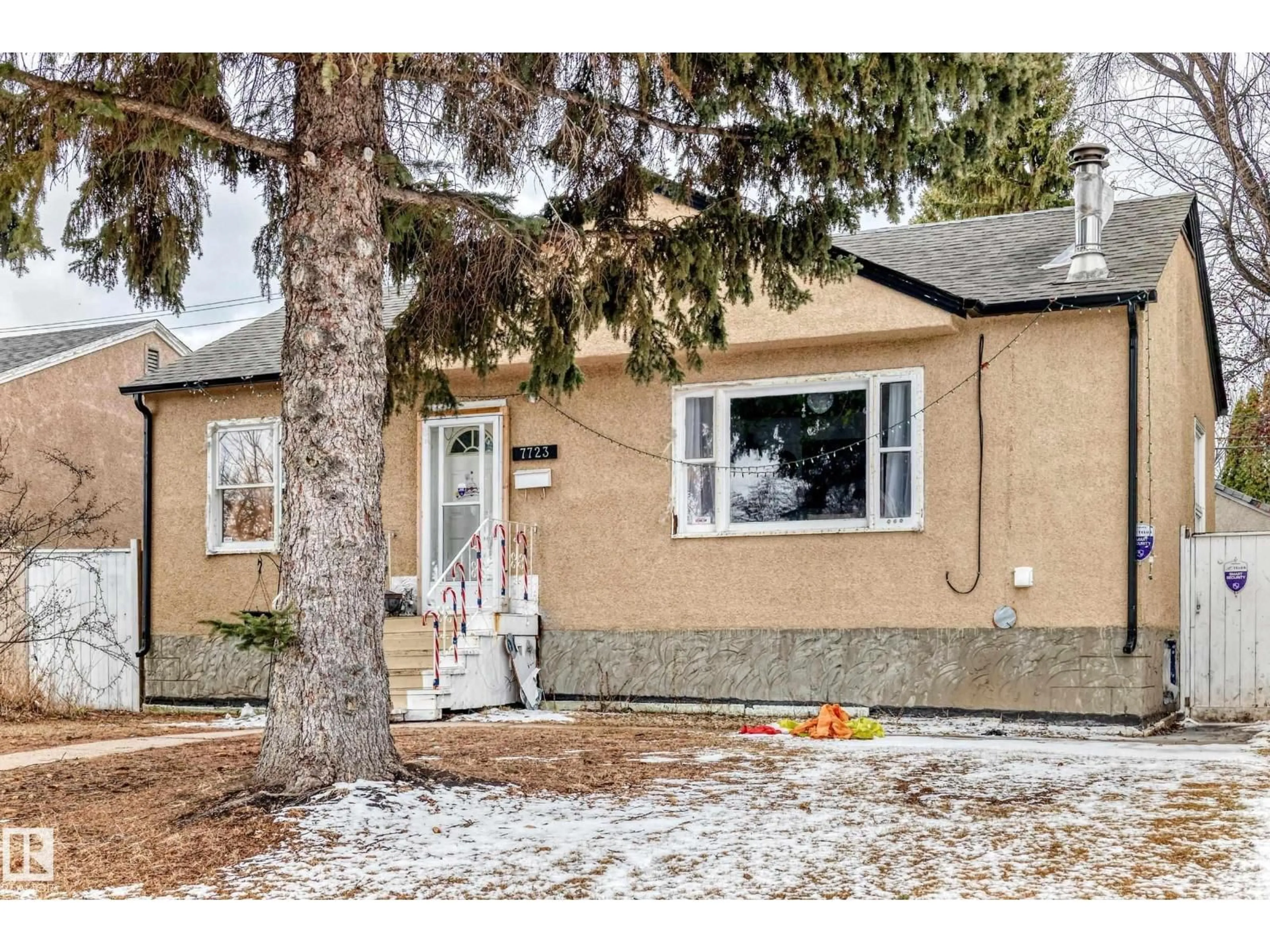 Unknown for 7723 82 AV, Edmonton Alberta T6C0X8