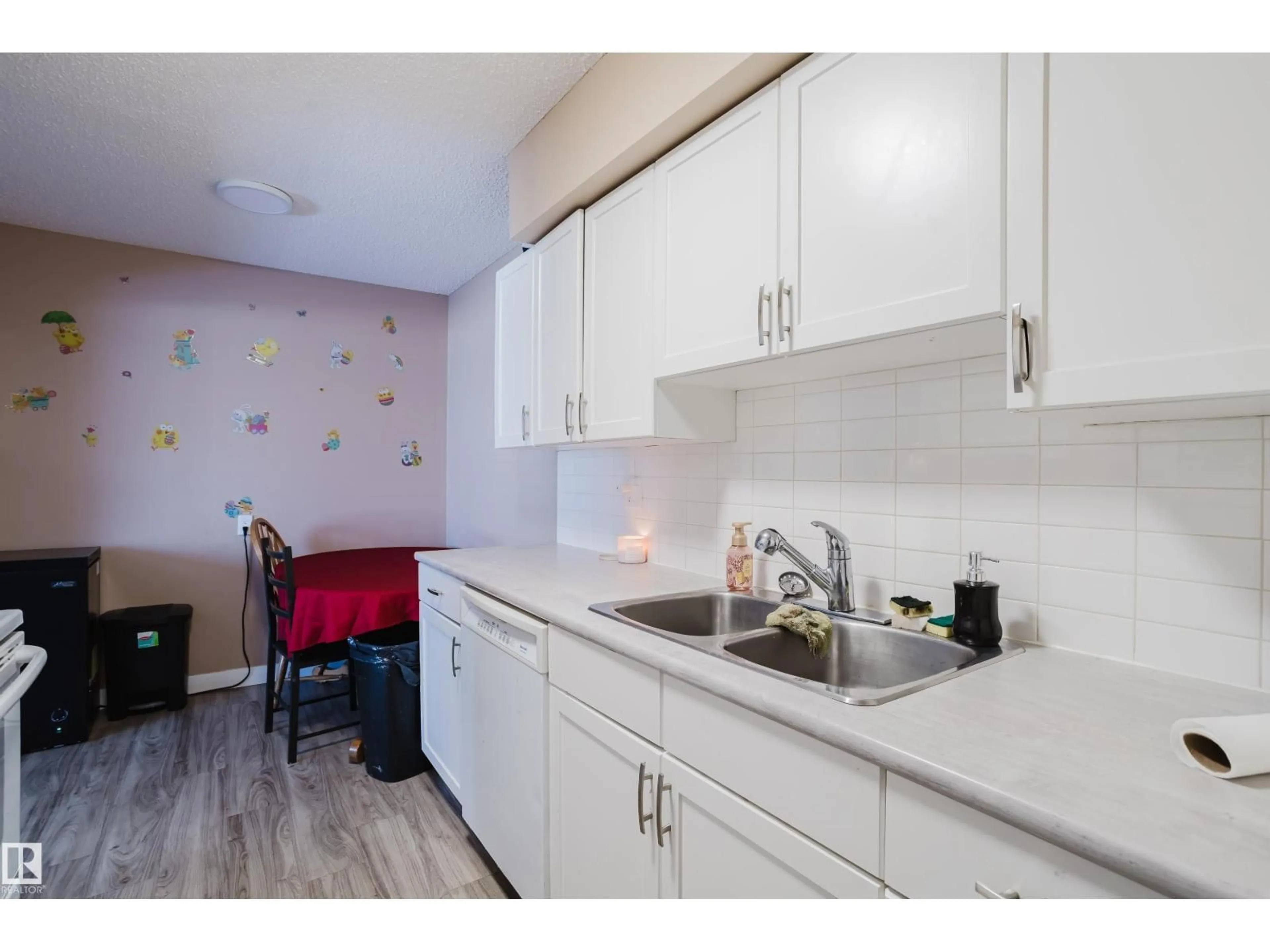 Standard kitchen, unknown for #8 - 14120 80 ST, Edmonton Alberta T5C1L6