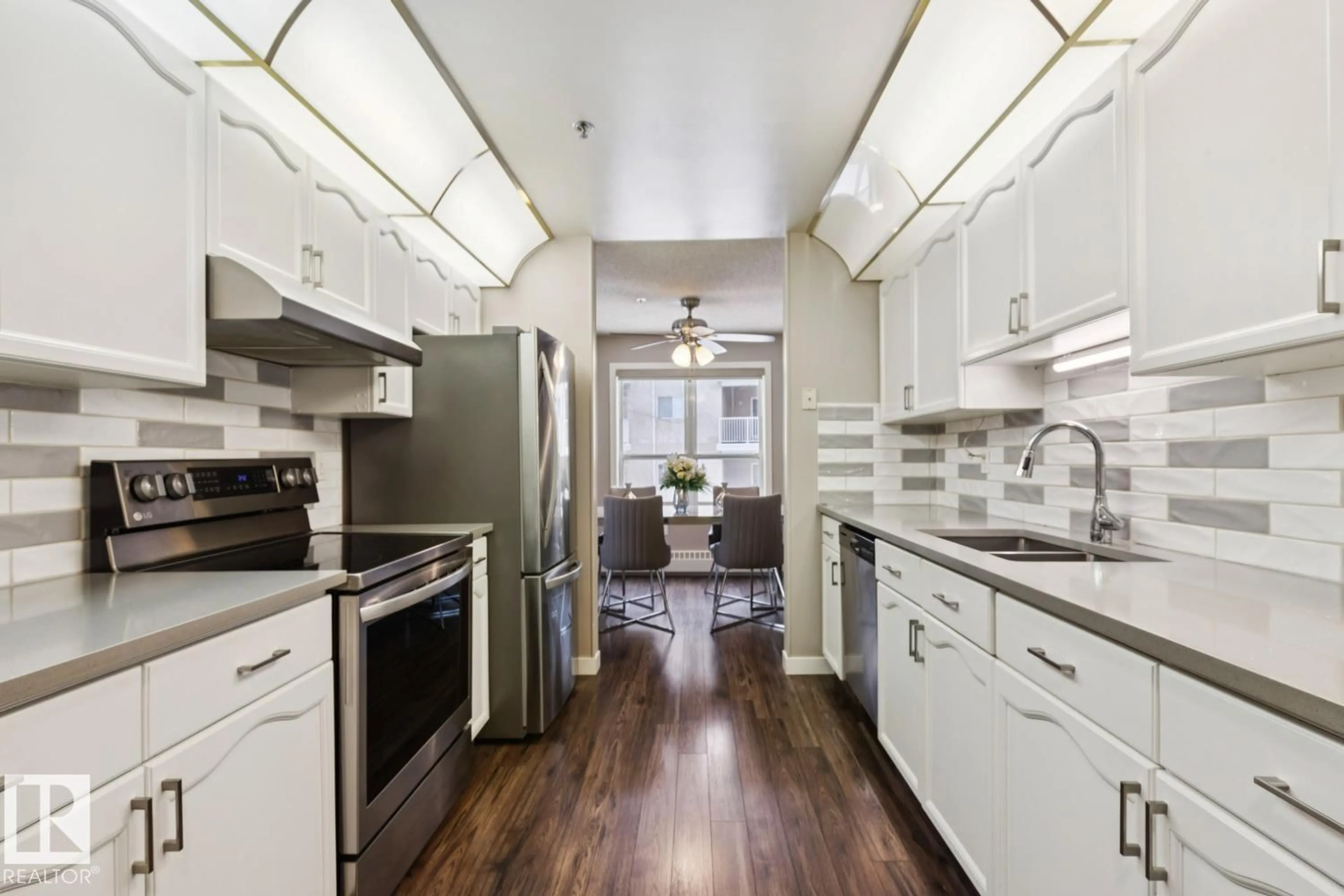 Unknown for 202 - 17511 98A AV, Edmonton Alberta T5T6A2