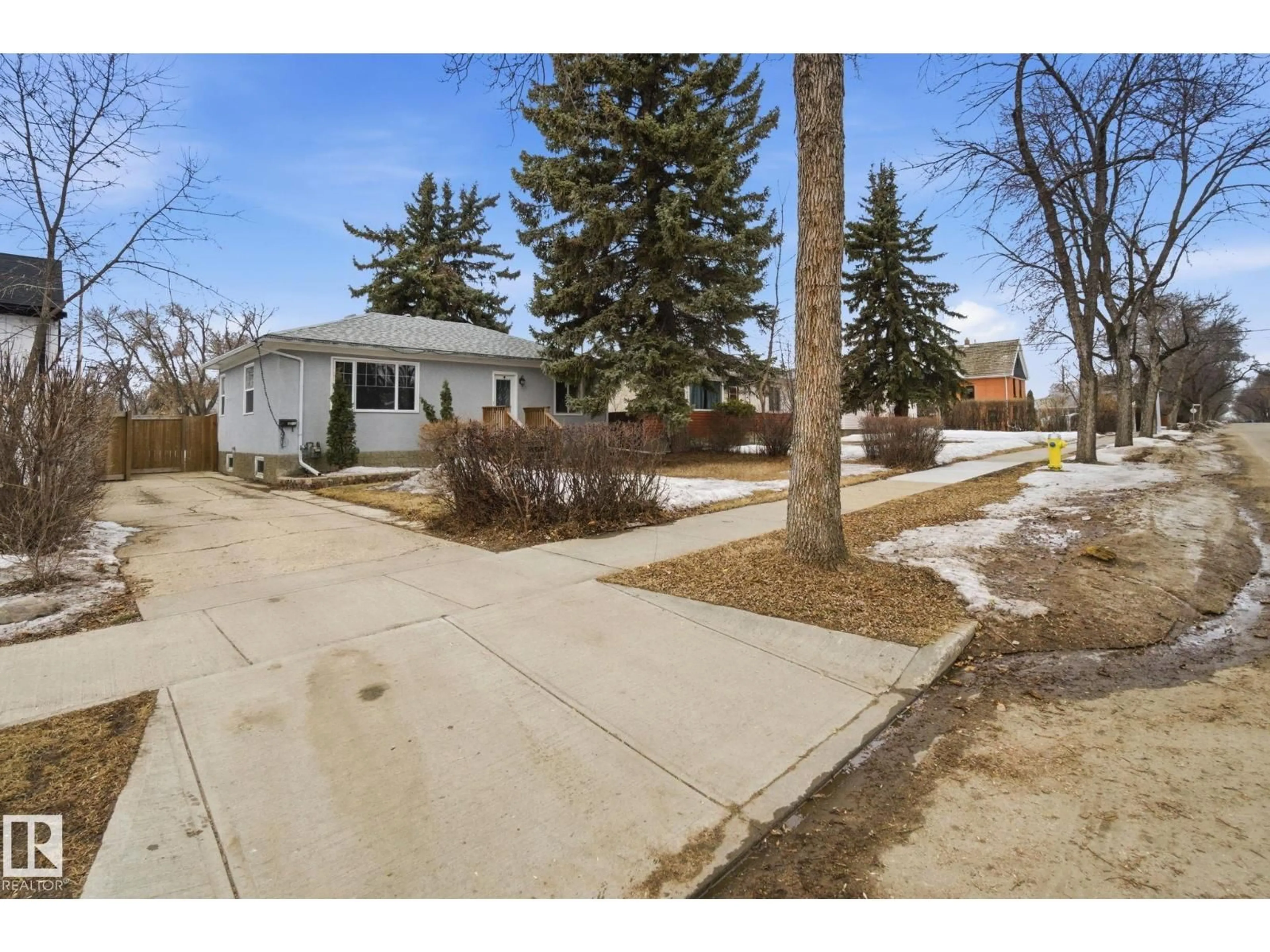 Unknown for 9916 108 ST, Fort Saskatchewan Alberta T8L2J4