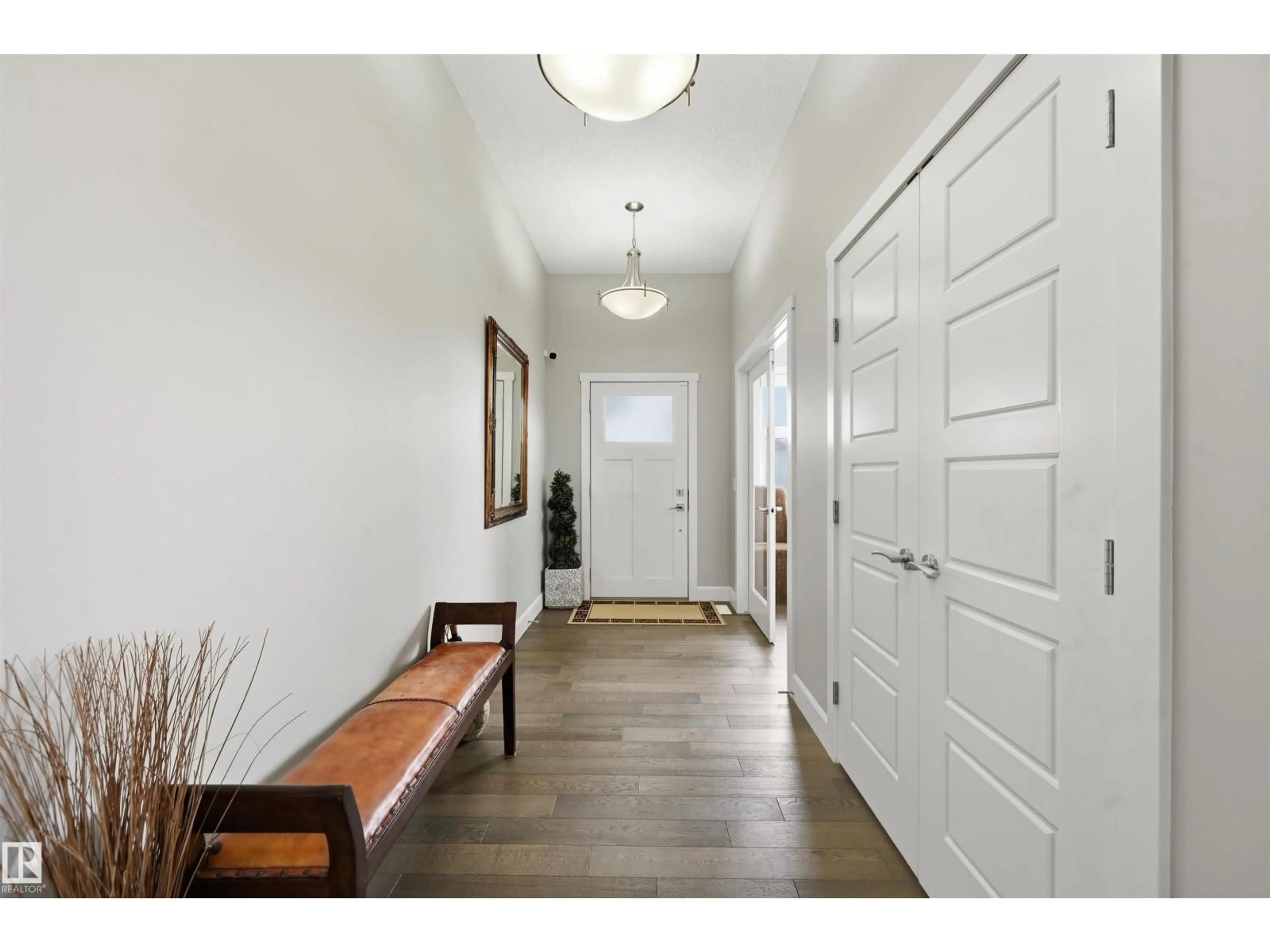 Indoor entryway for 103 ALLARD LI, Edmonton Alberta T6W3T8