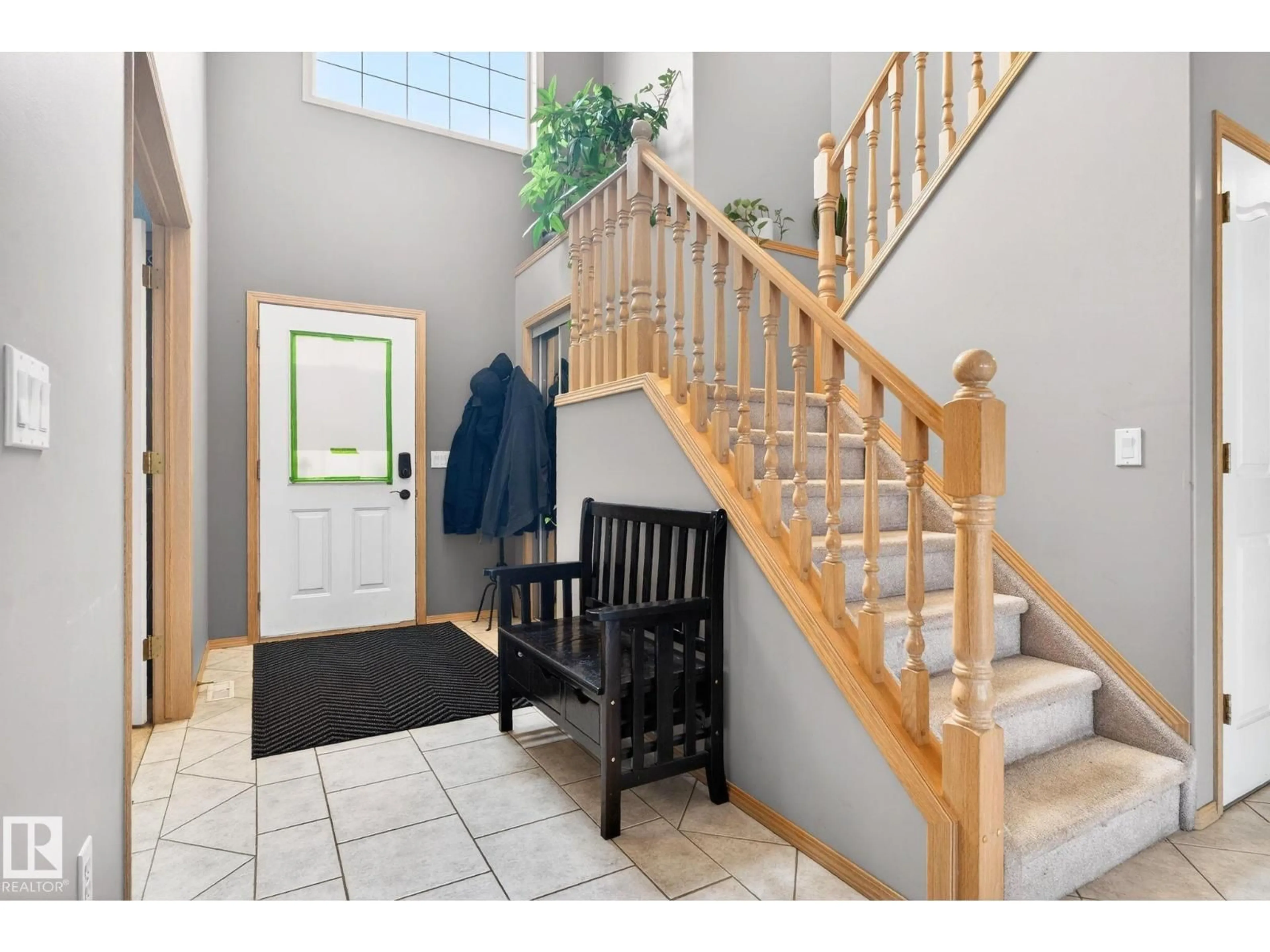 Indoor entryway for 8365 162 AV, Edmonton Alberta T5Z3K6