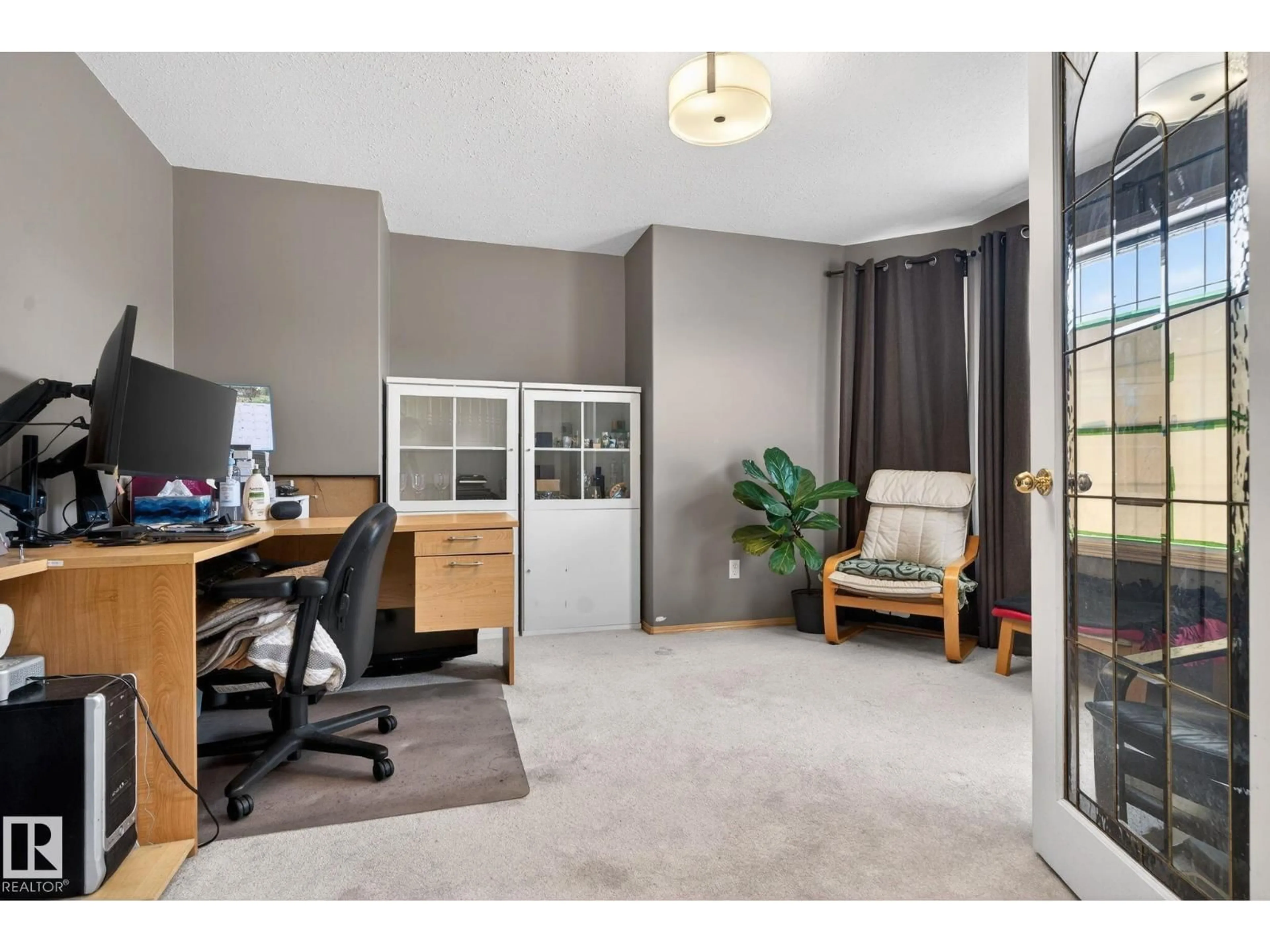 A pic of a room for 8365 162 AV, Edmonton Alberta T5Z3K6